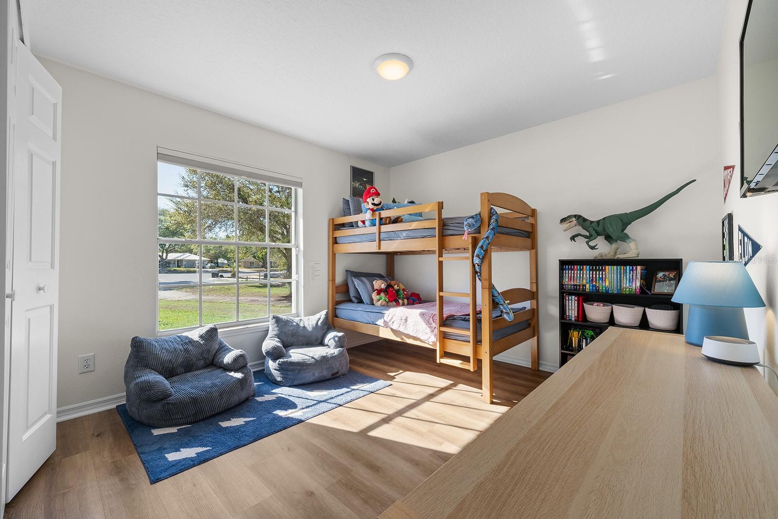 Image 36 of 85 For 9914 Janette Lane