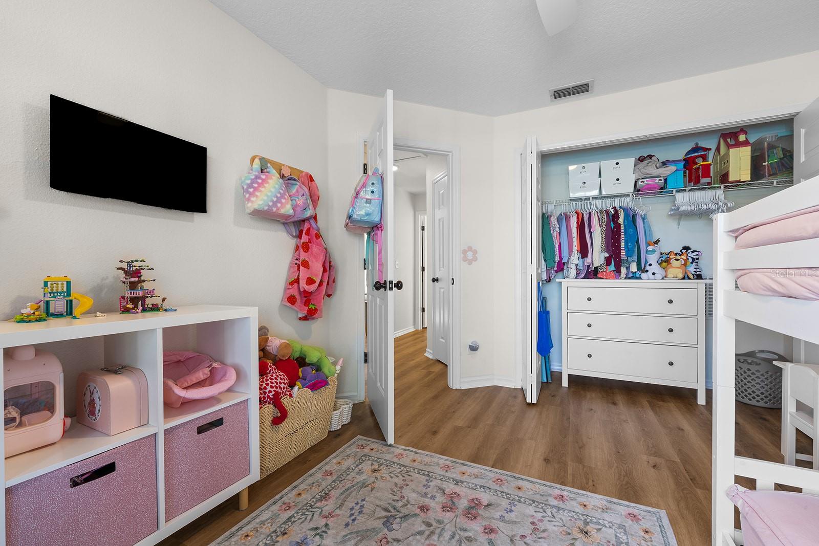 Image 44 of 85 For 9914 Janette Lane