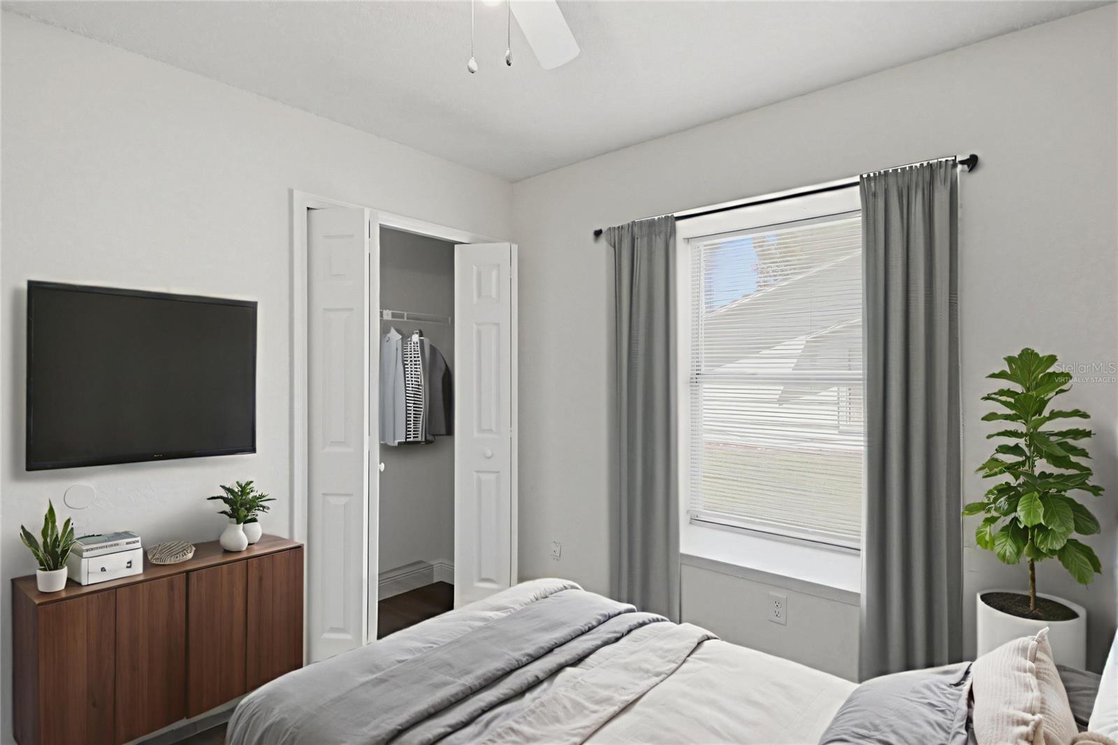 Image 21 of 30 For 2132 Avon Boulevard