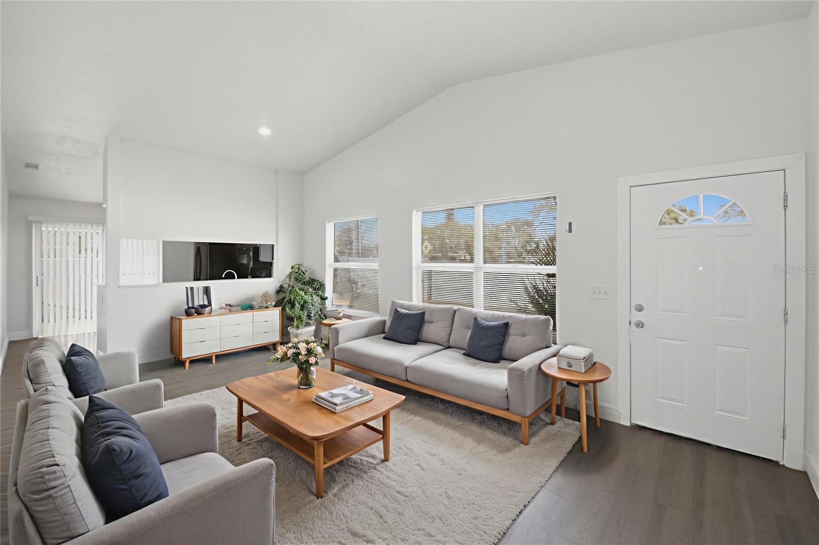 Image 4 of 30 For 2132 Avon Boulevard