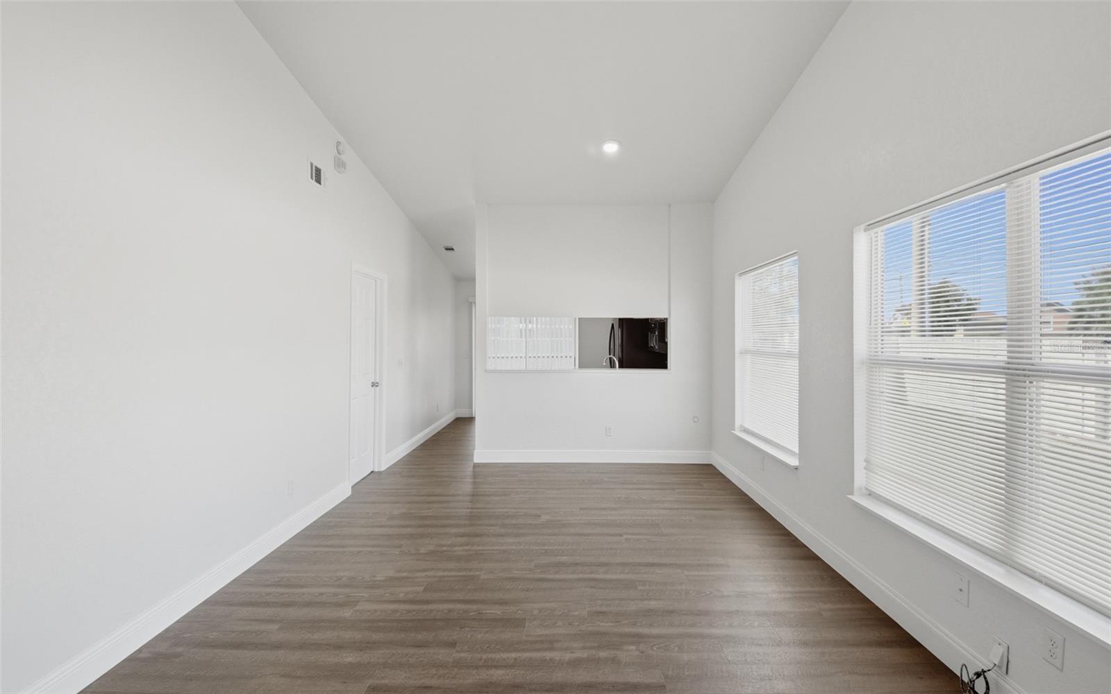 Image 5 of 30 For 2132 Avon Boulevard