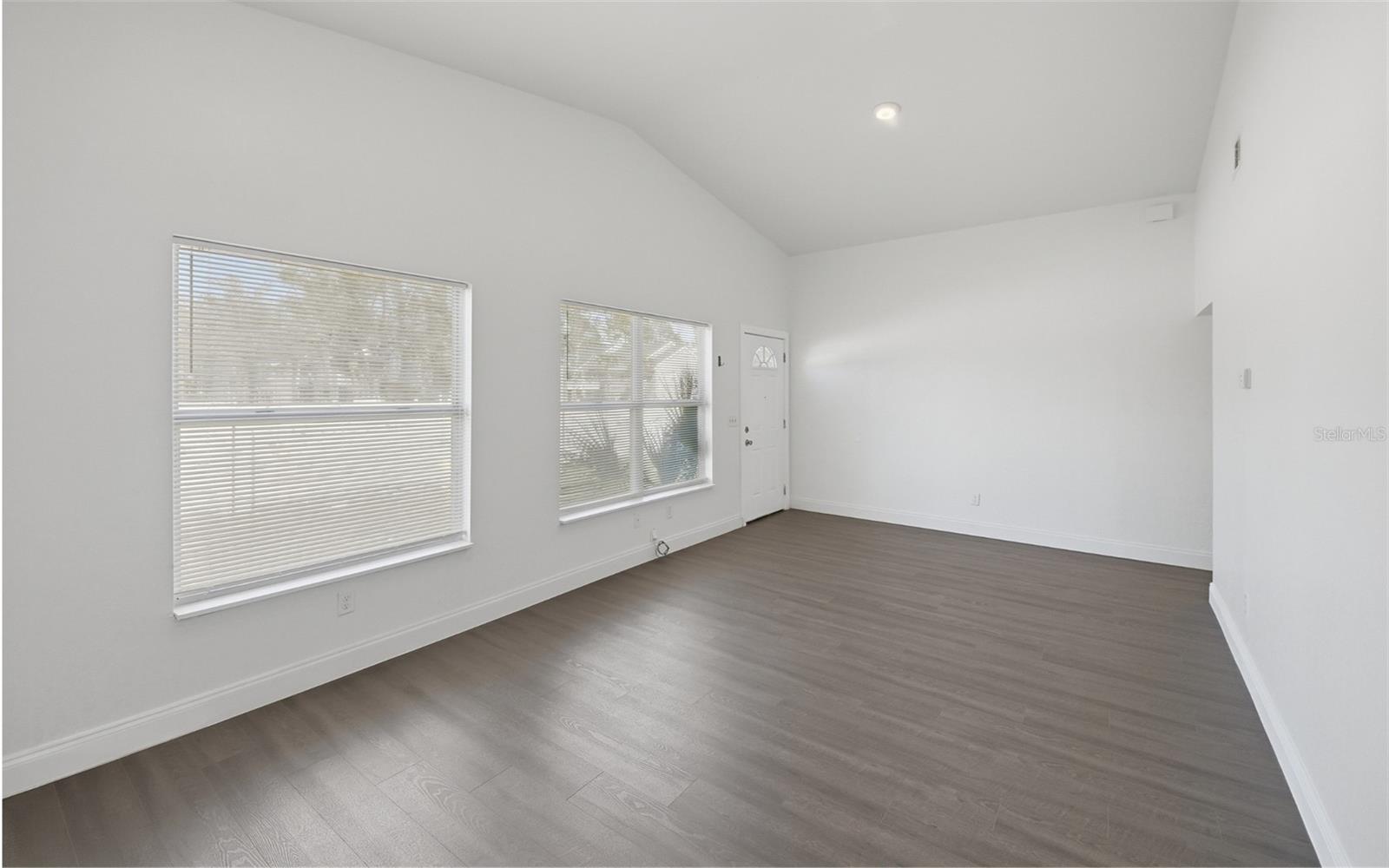 Image 7 of 30 For 2132 Avon Boulevard