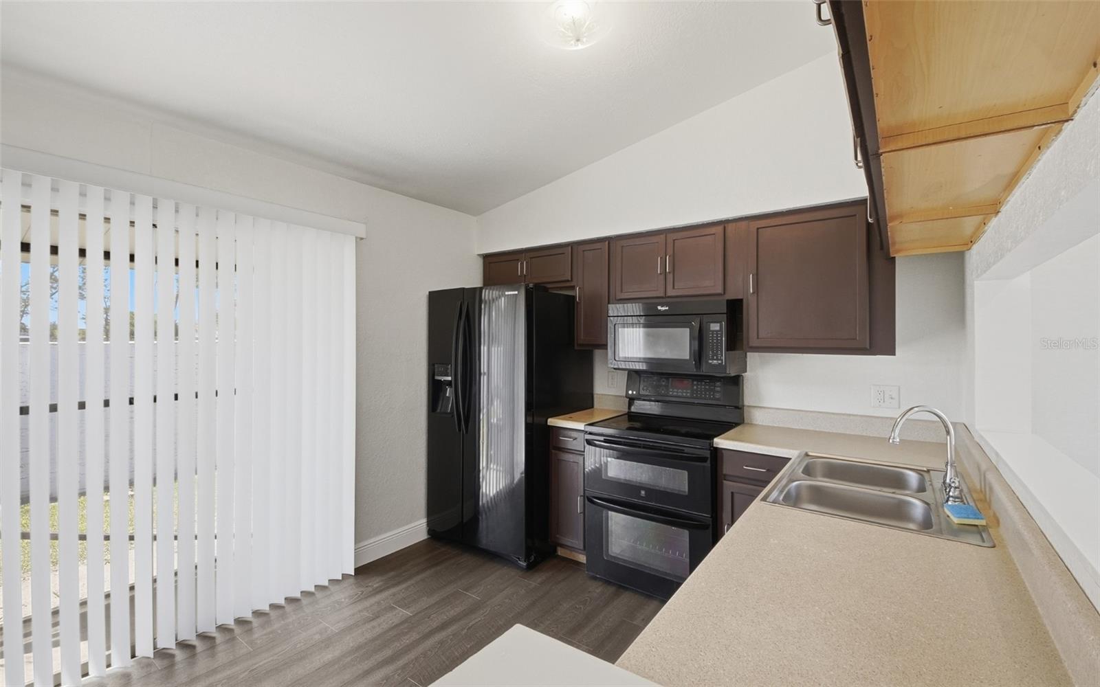 Image 9 of 30 For 2132 Avon Boulevard