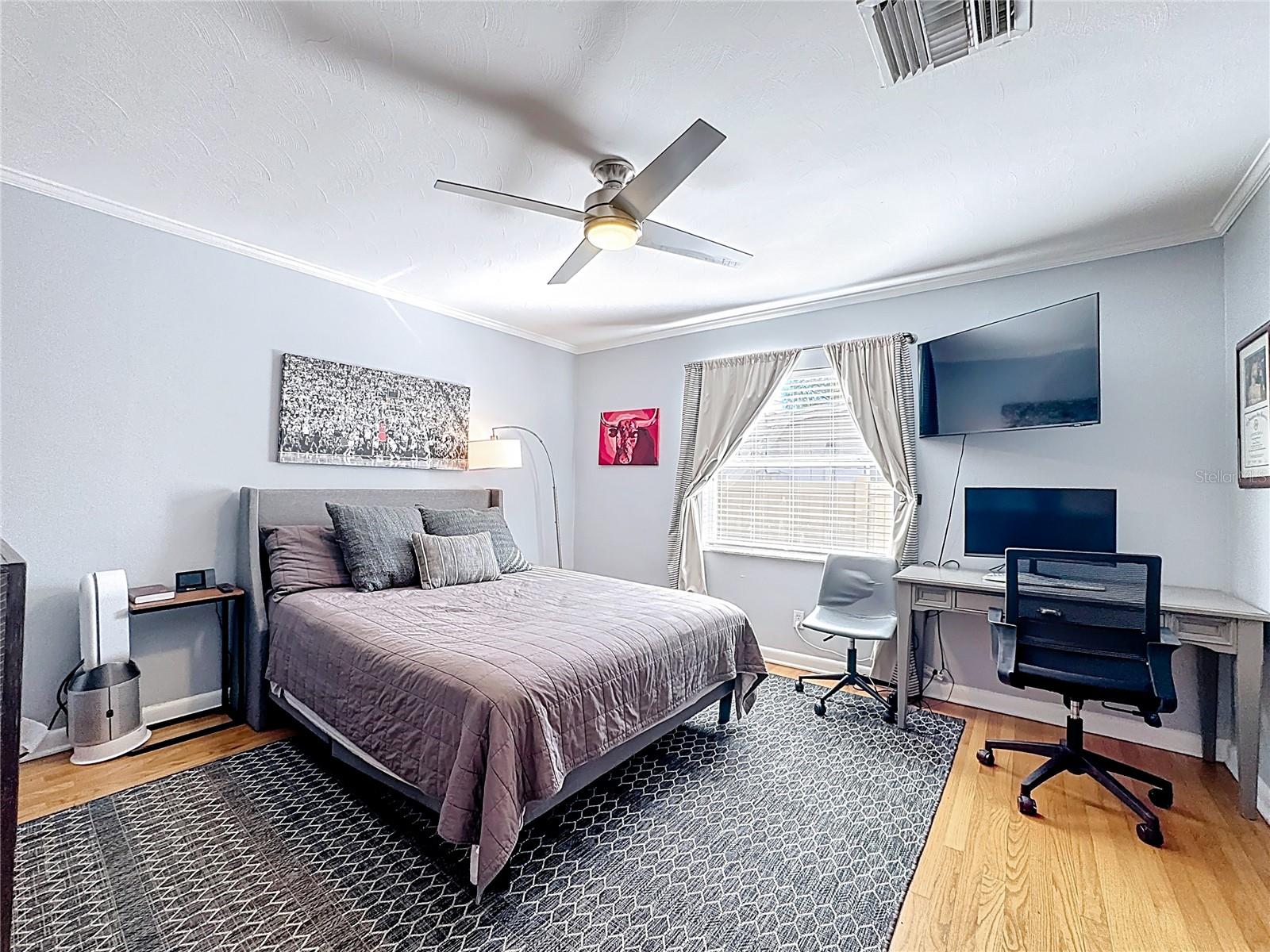 Image 19 of 58 For 3601 Neptune Drive