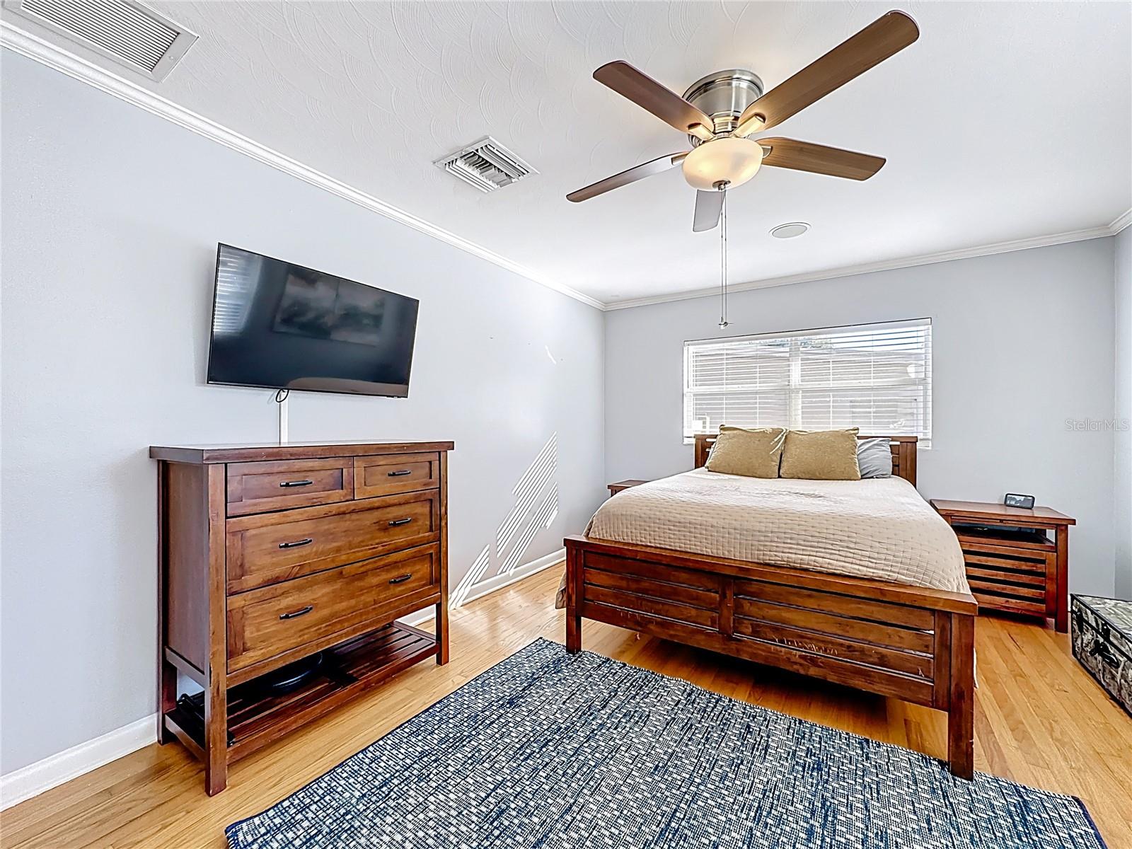 Image 28 of 58 For 3601 Neptune Drive