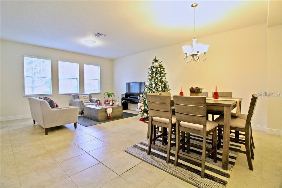 Image 5 of 21 For 12353 Via Derna Place