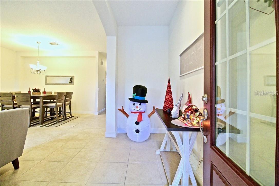 Image 7 of 21 For 12353 Via Derna Place