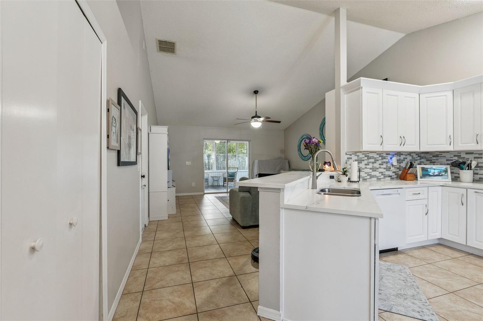 Image 10 of 29 For 190 Kelly Circle