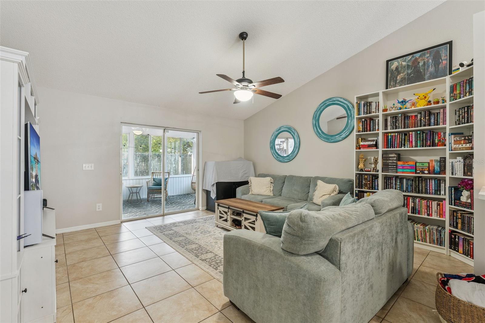 Image 8 of 29 For 190 Kelly Circle