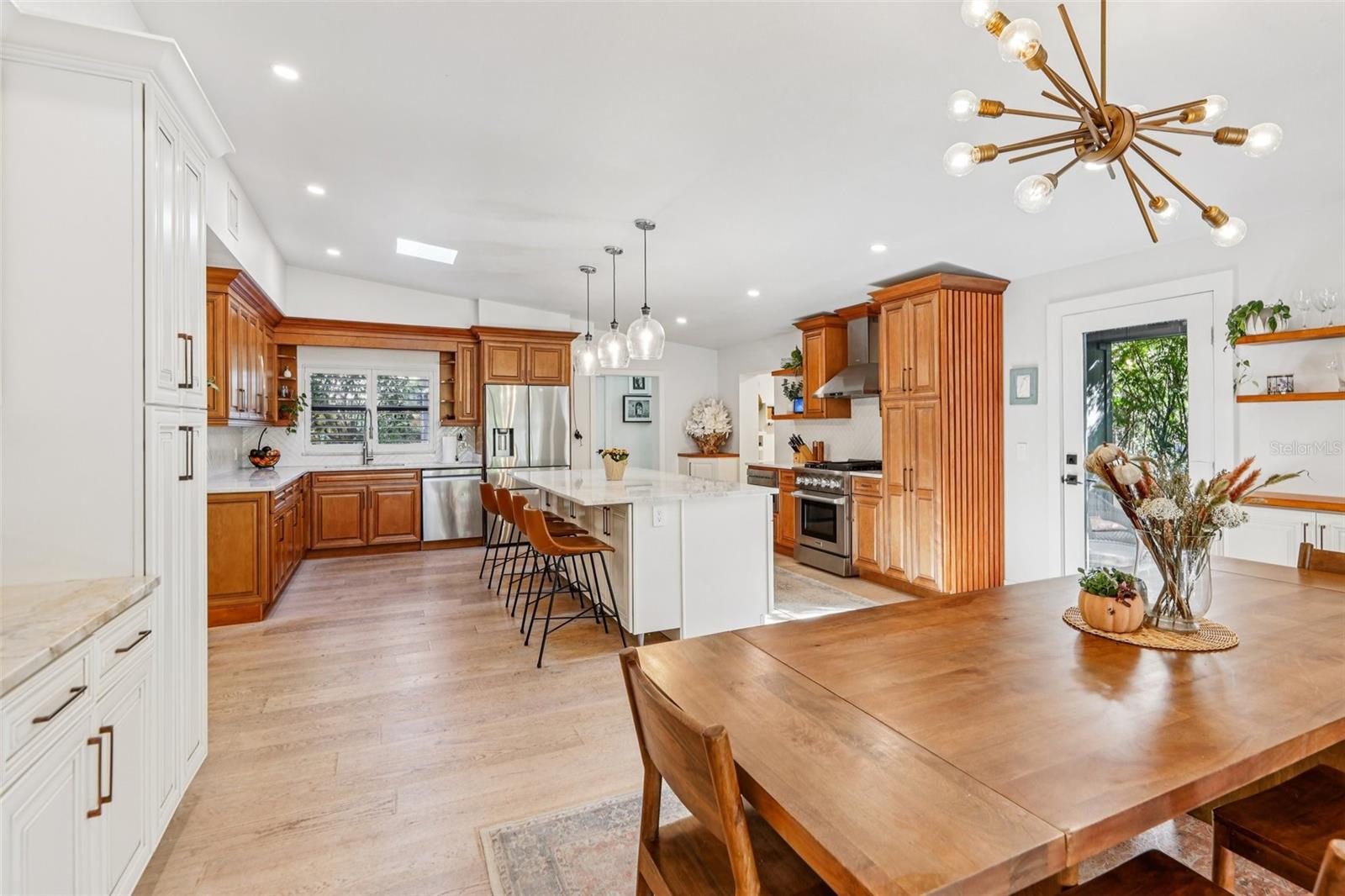 Image 13 of 61 For 1016 Howell Branch Road