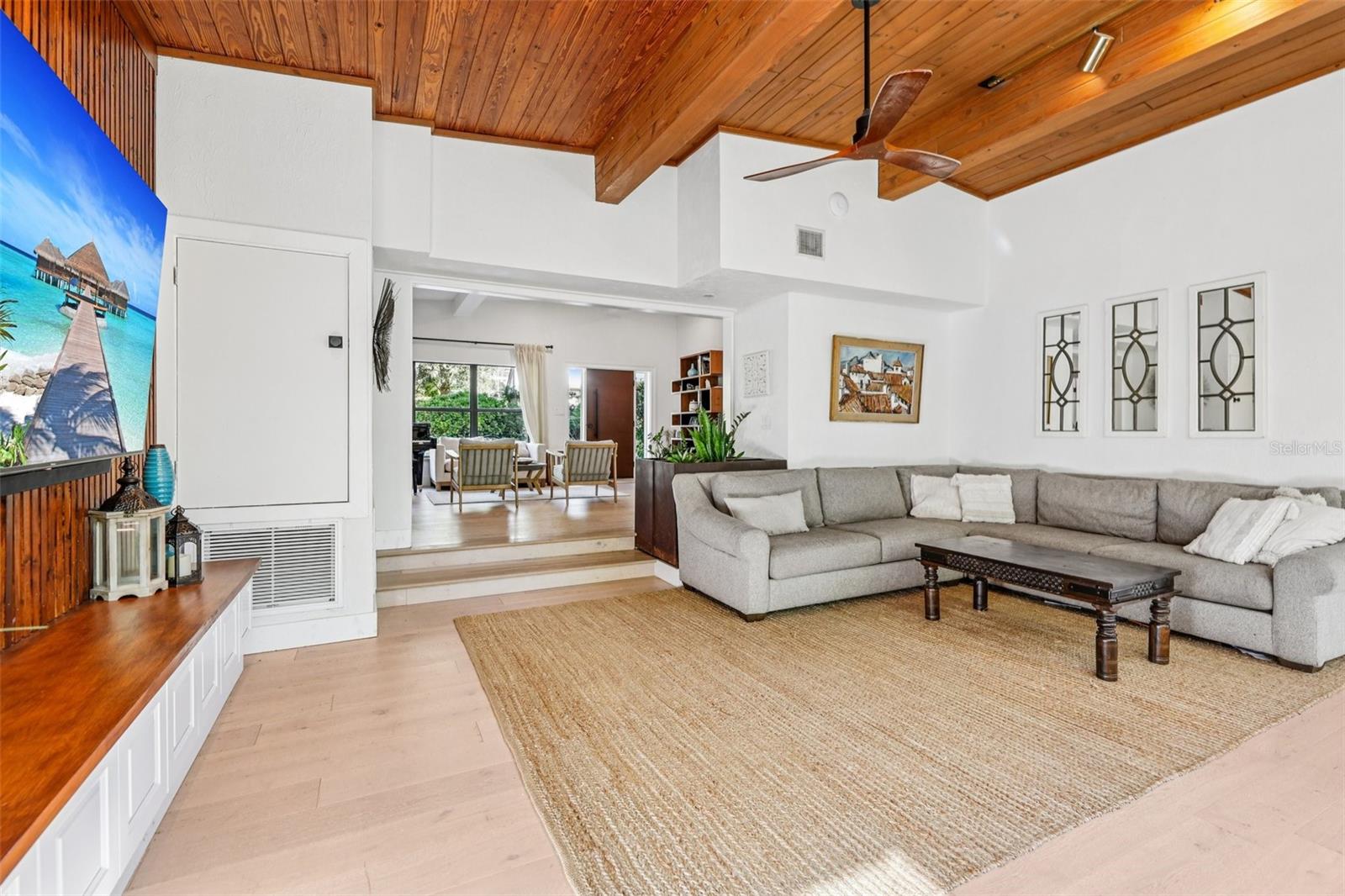 Image 8 of 61 For 1016 Howell Branch Road