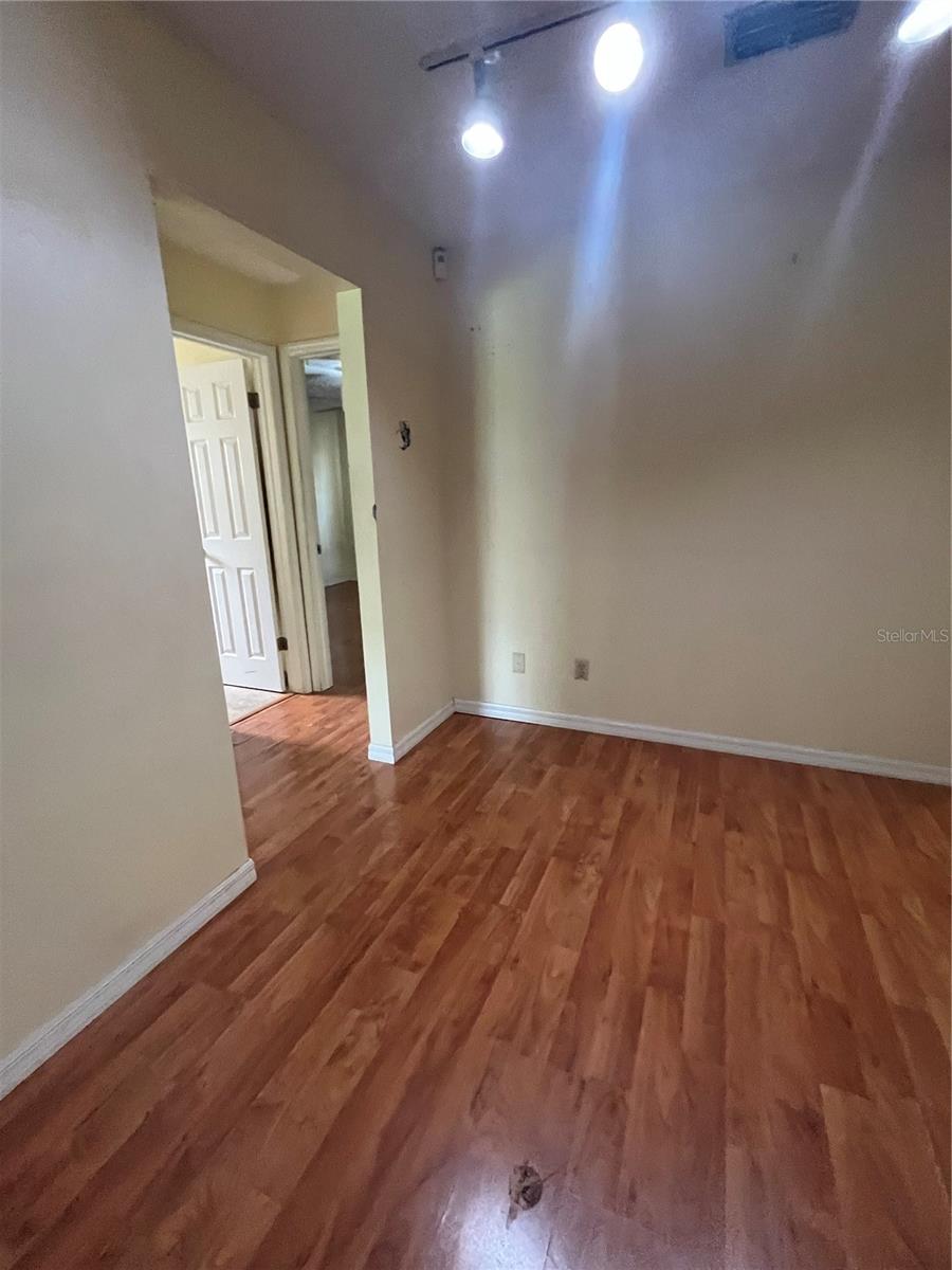 Image 20 of 31 For 3005 Wedge Court