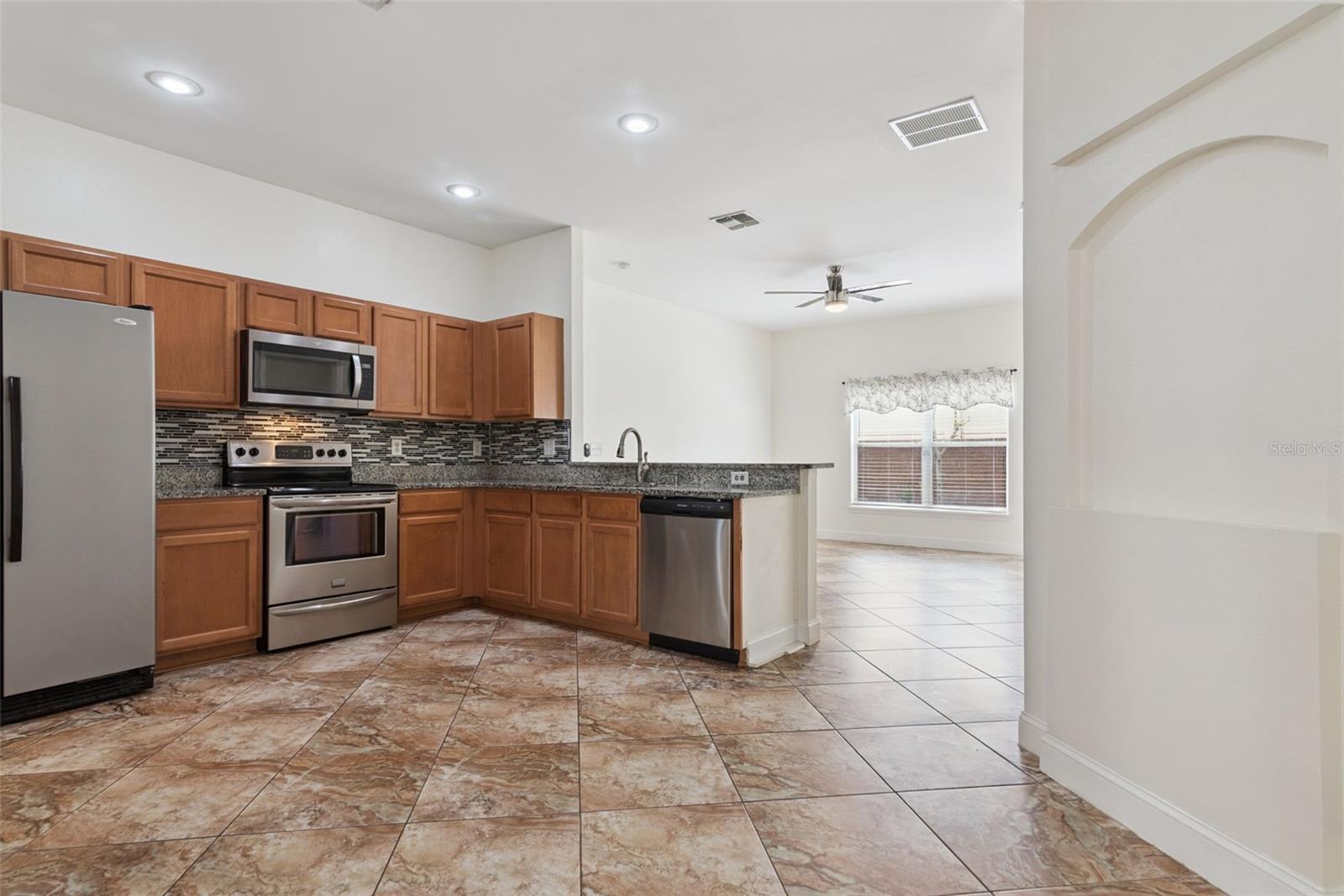 Image 10 of 32 For 4225 Waterside Pointe Circle