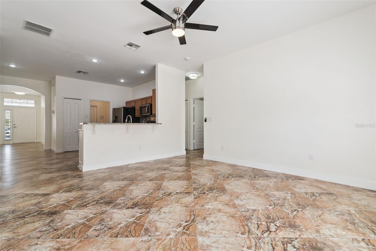 Image 11 of 32 For 4225 Waterside Pointe Circle