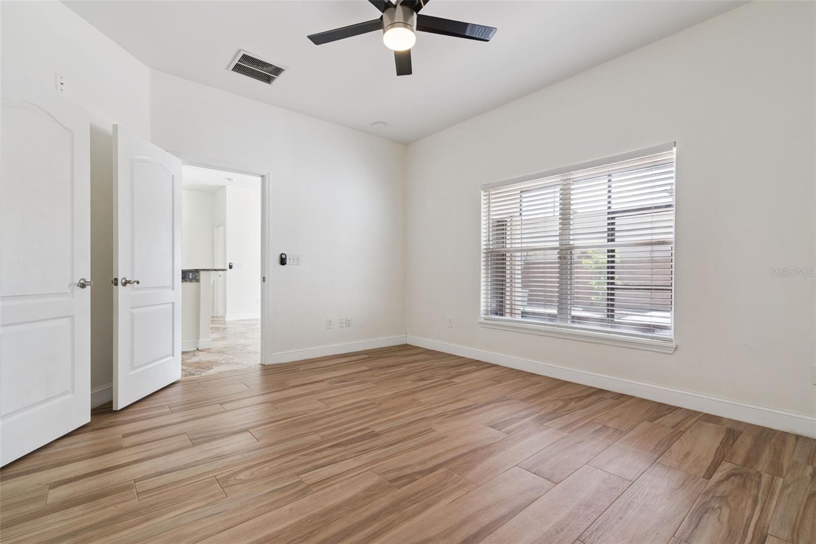 Image 13 of 32 For 4225 Waterside Pointe Circle