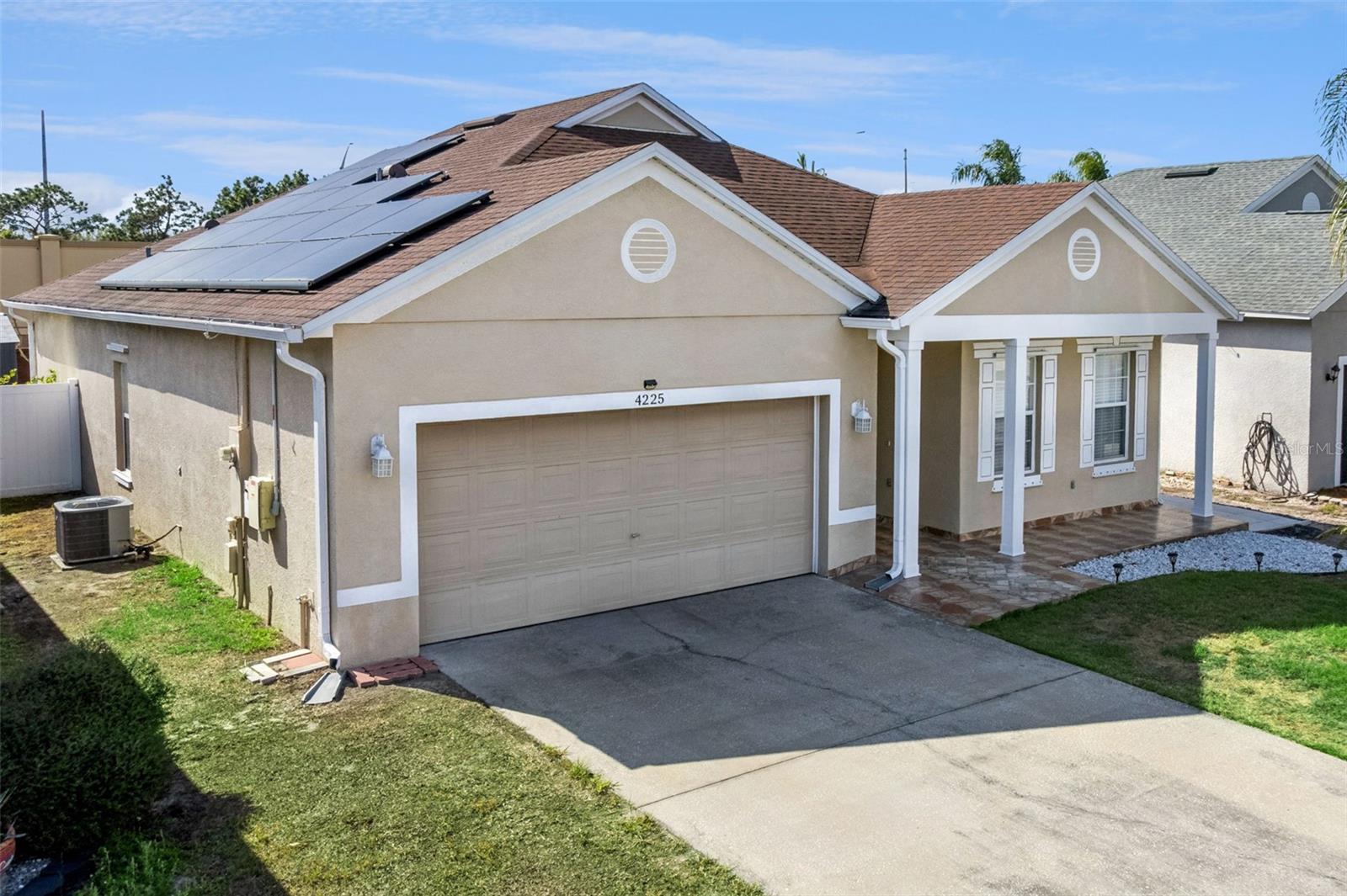 Image 3 of 32 For 4225 Waterside Pointe Circle