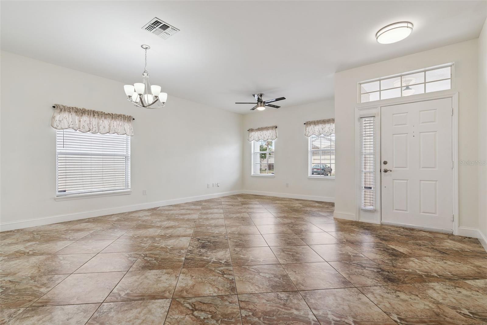 Image 5 of 32 For 4225 Waterside Pointe Circle