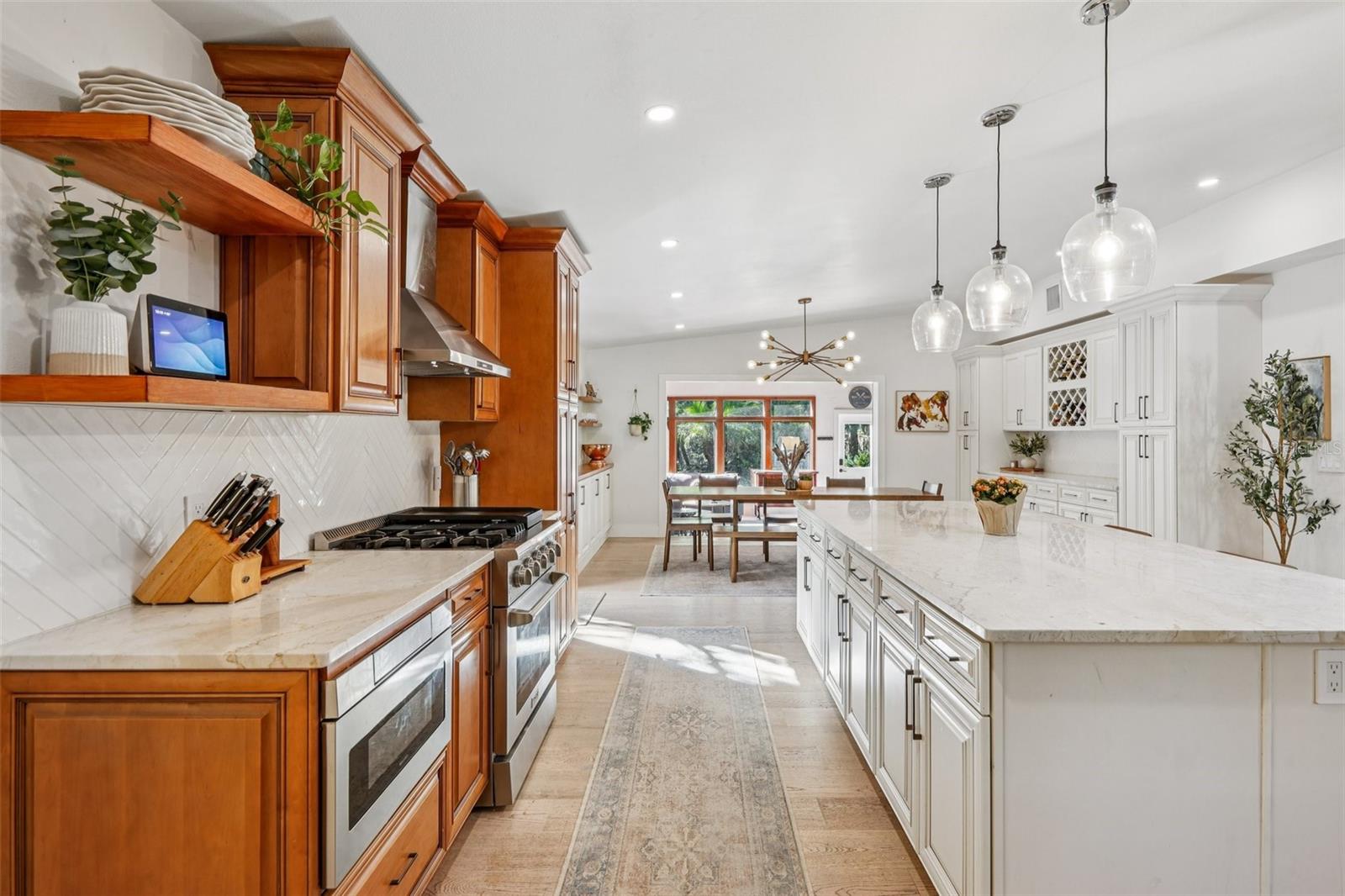 Image 18 of 61 For 1016 Howell Branch Road