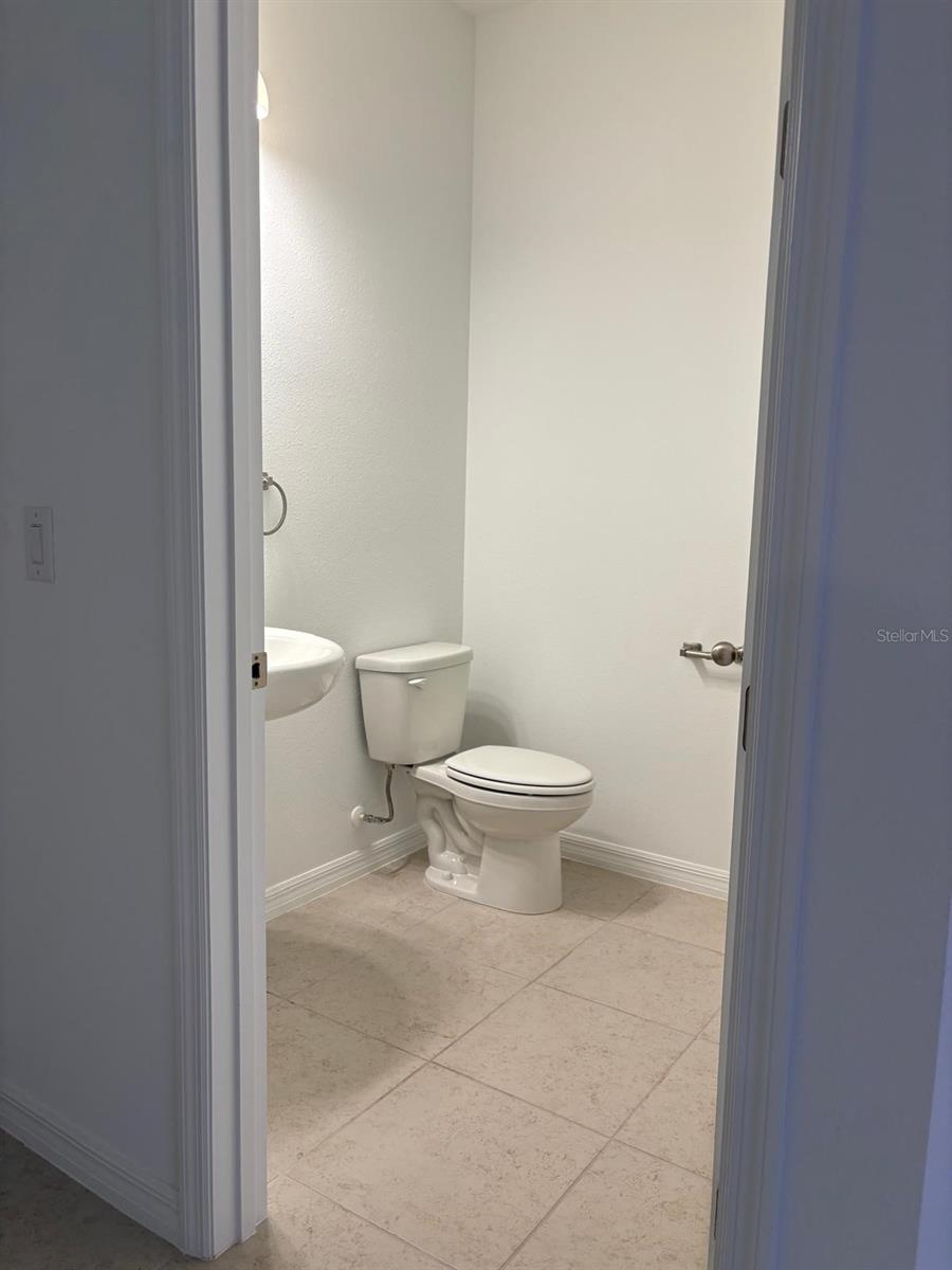 Image 14 of 17 For 3125 Voyager Avenue