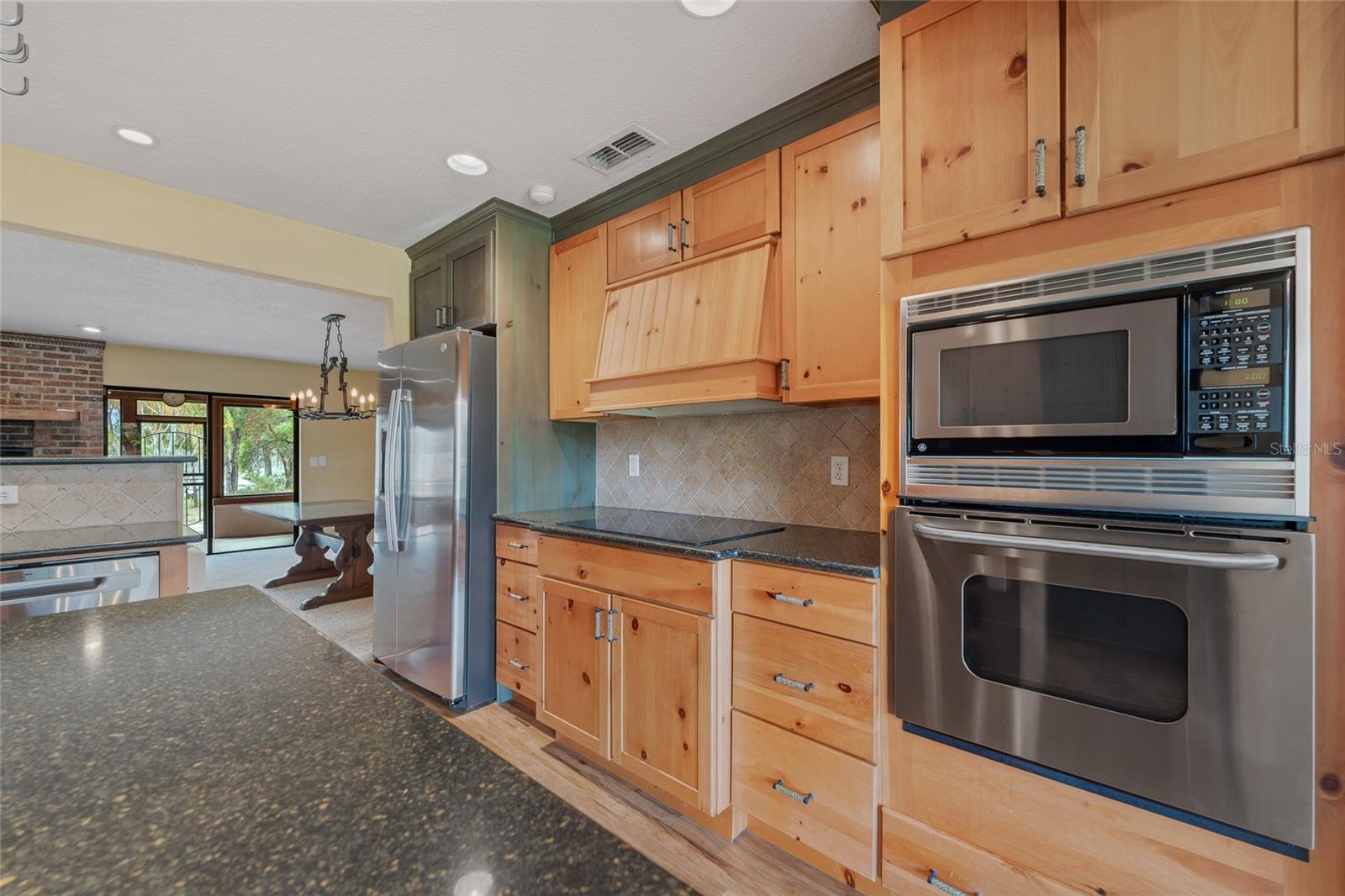 Image 13 of 37 For 17549 Seidner Road