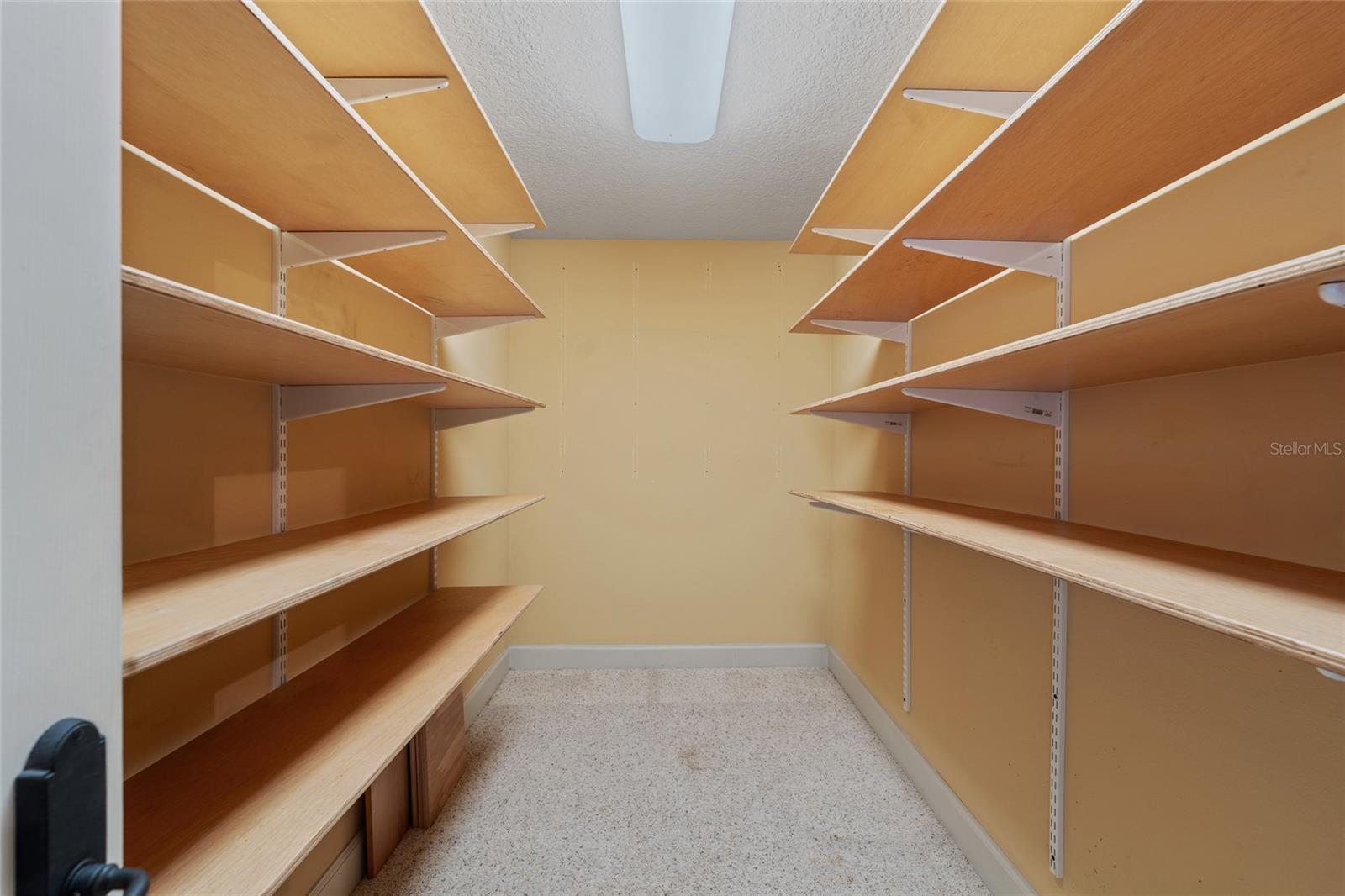 Image 18 of 37 For 17549 Seidner Road