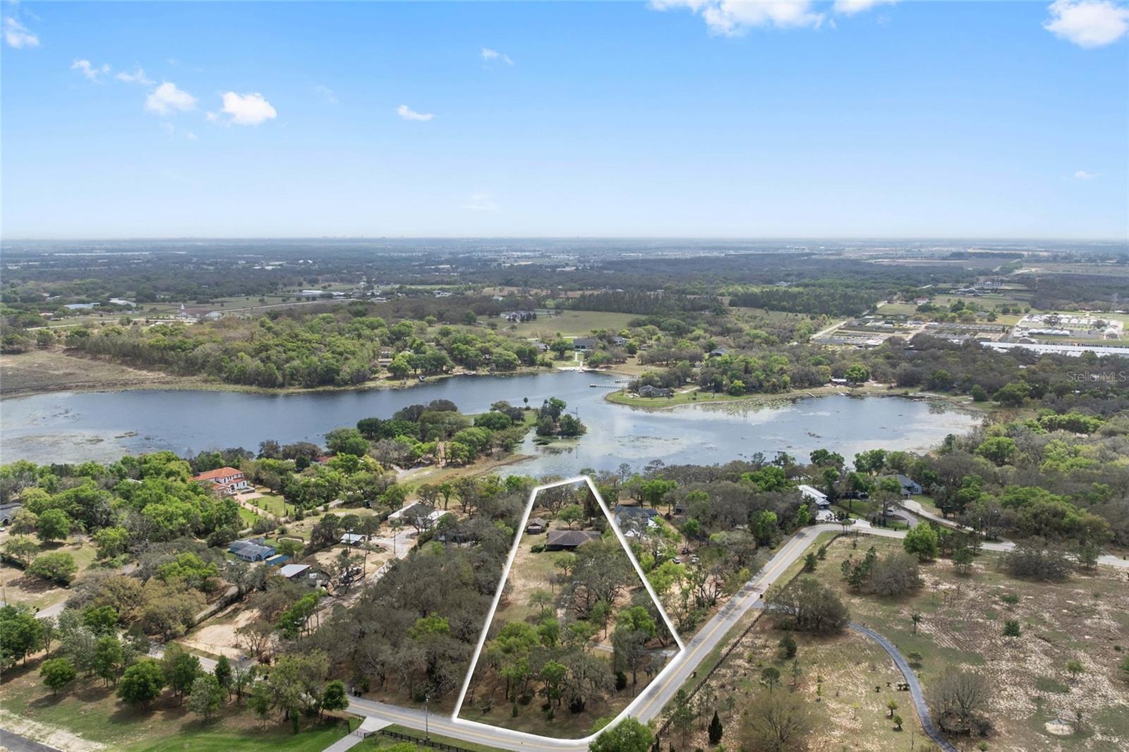 Image 4 of 37 For 17549 Seidner Road