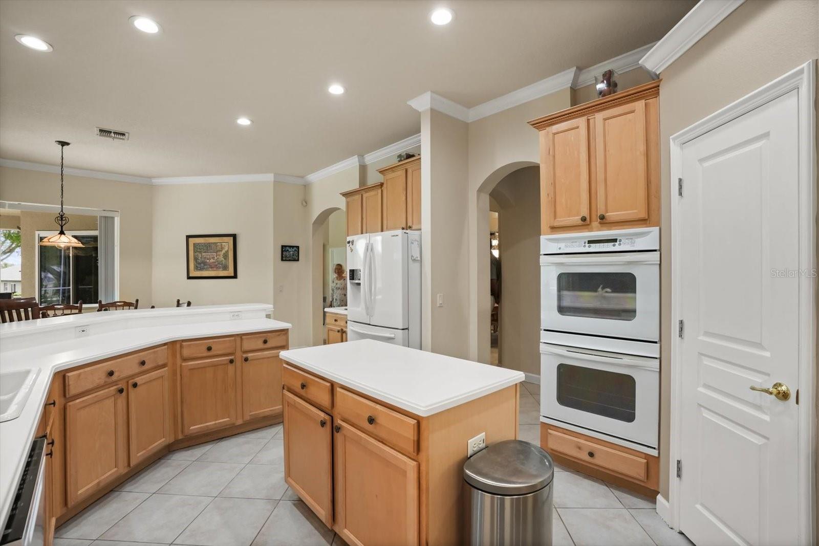 Image 13 of 47 For 1500 Ledgemont Lane