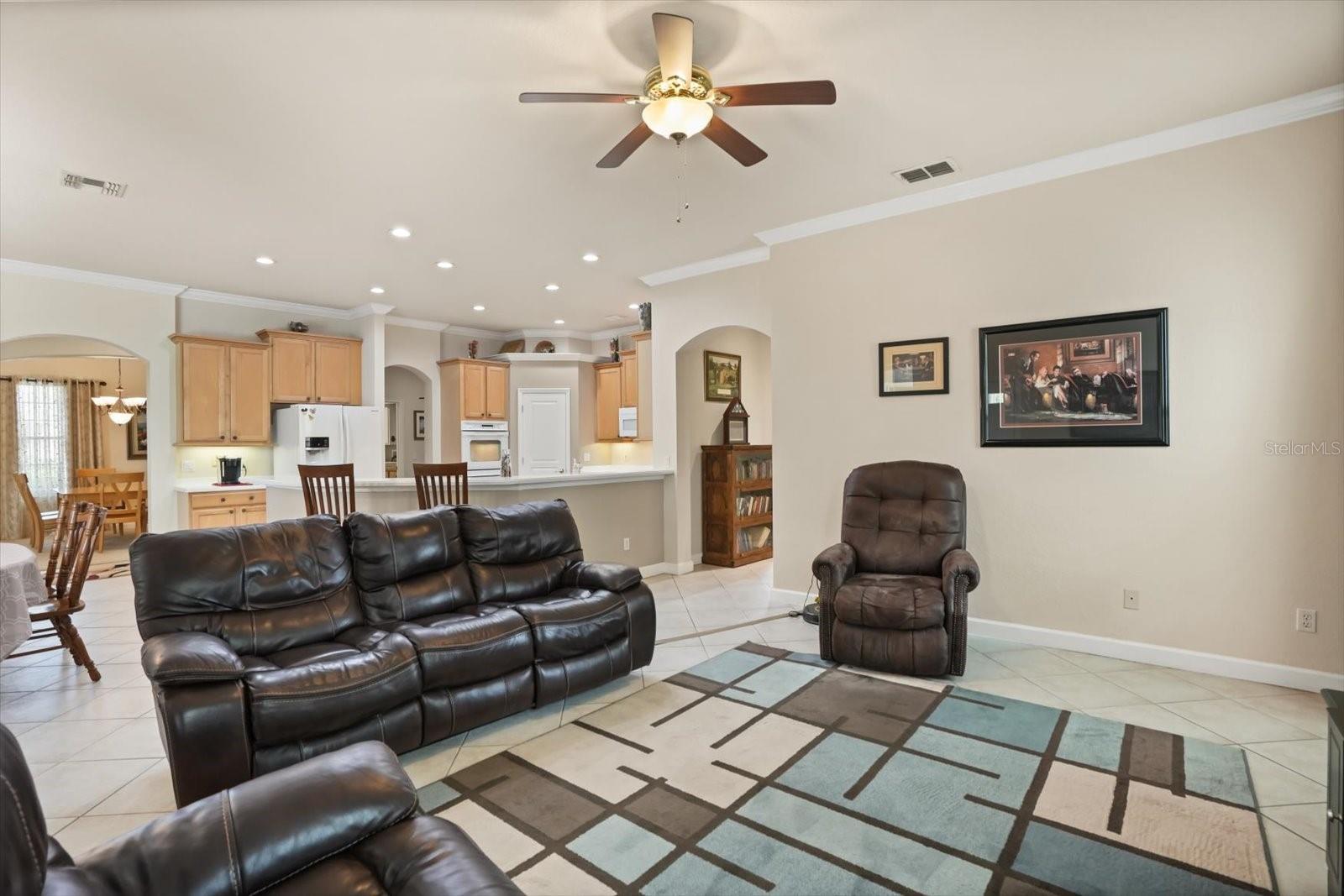 Image 14 of 47 For 1500 Ledgemont Lane