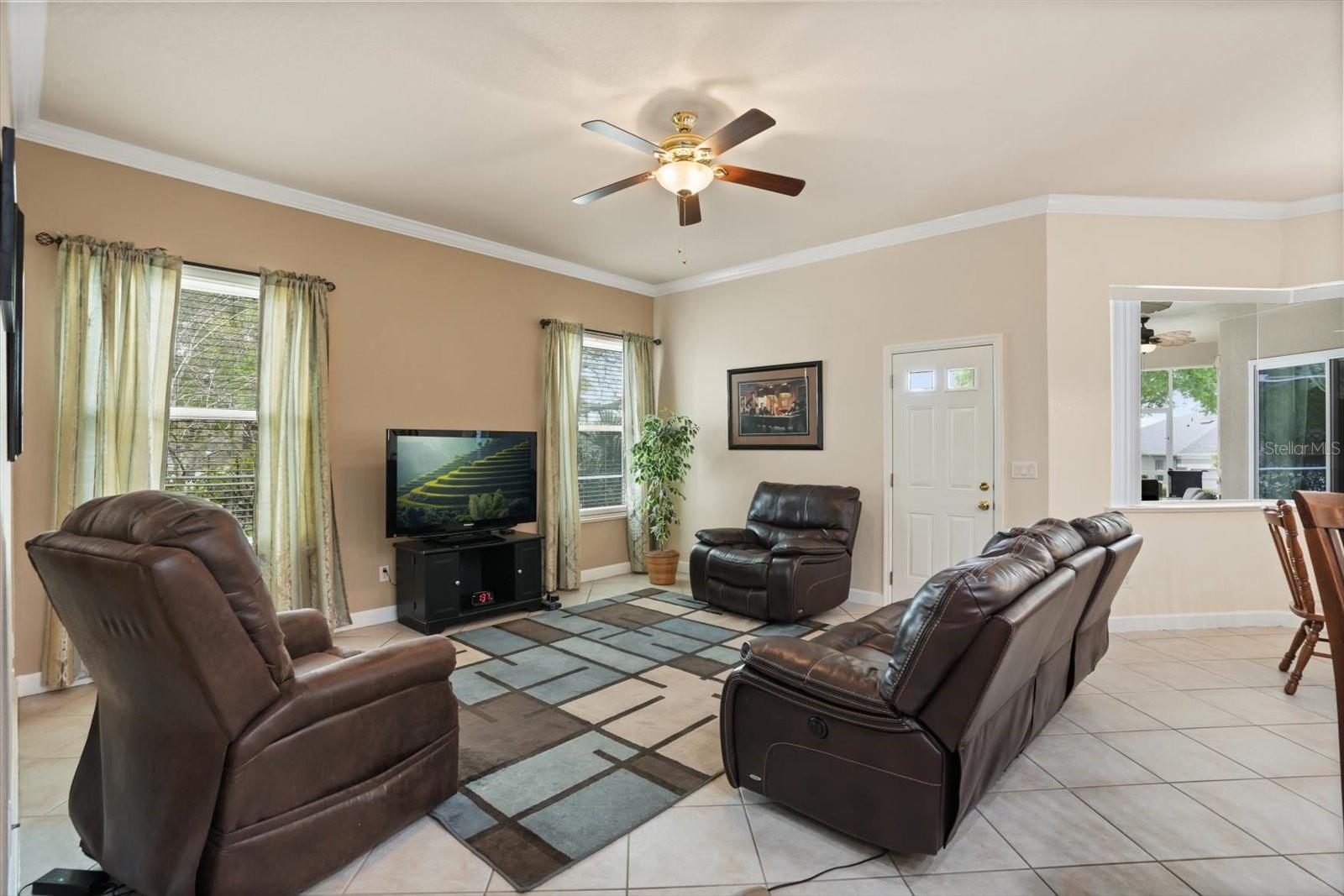 Image 15 of 47 For 1500 Ledgemont Lane