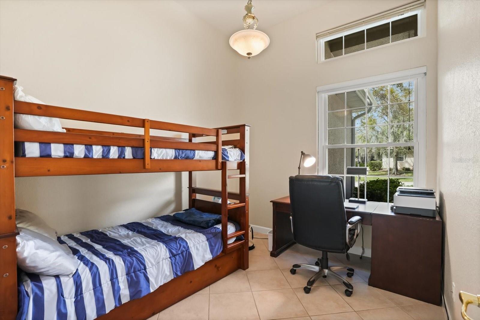 Image 16 of 47 For 1500 Ledgemont Lane