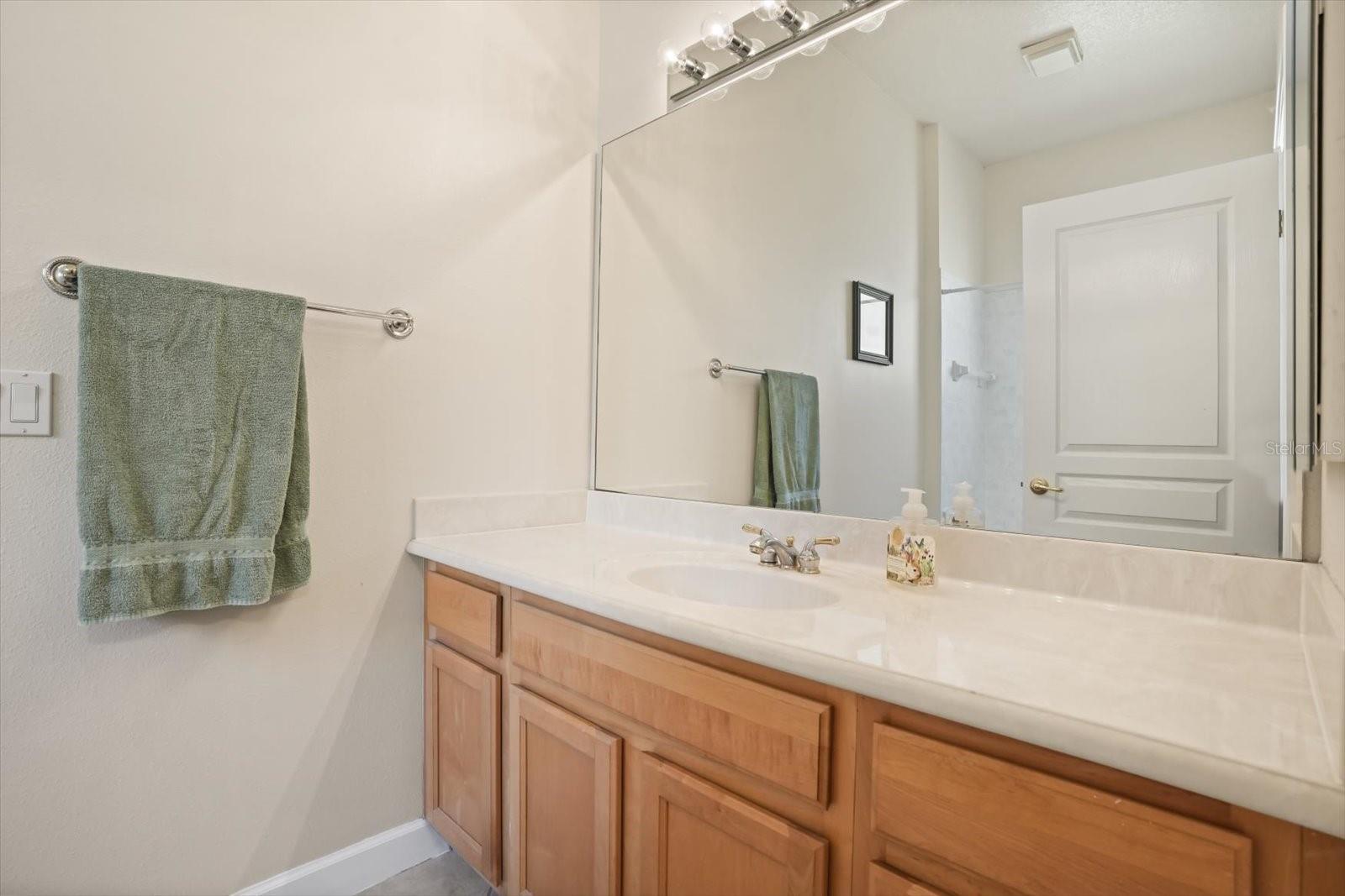 Image 28 of 47 For 1500 Ledgemont Lane