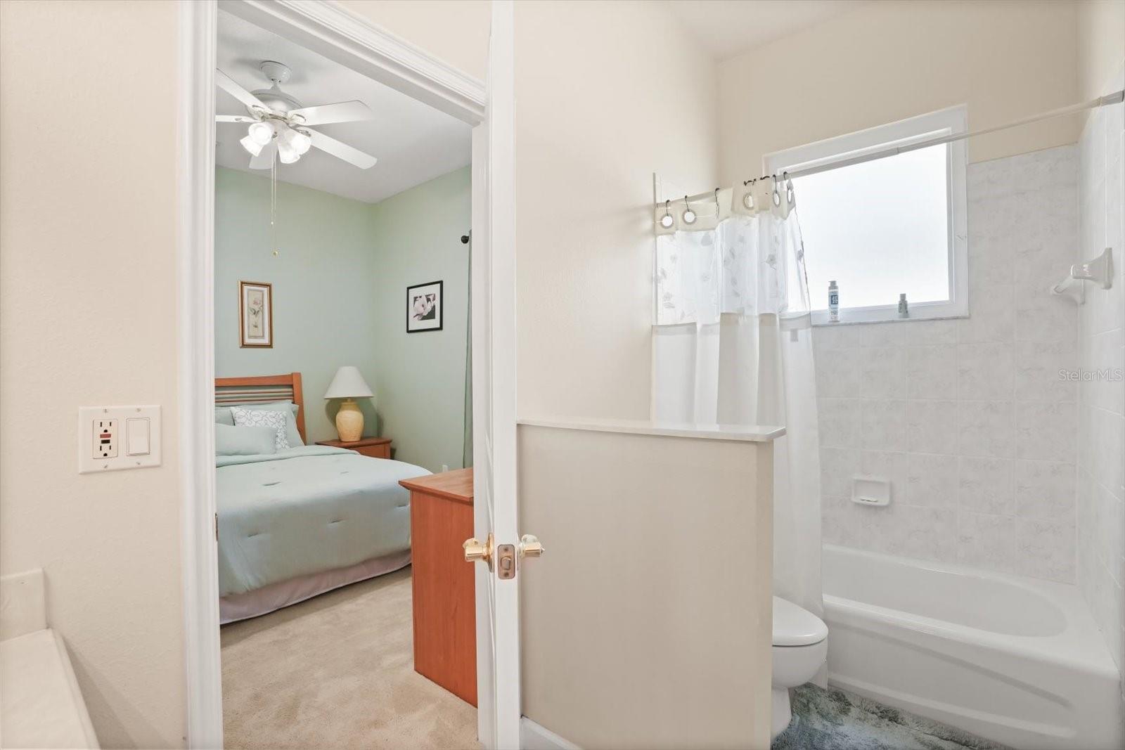 Image 29 of 47 For 1500 Ledgemont Lane