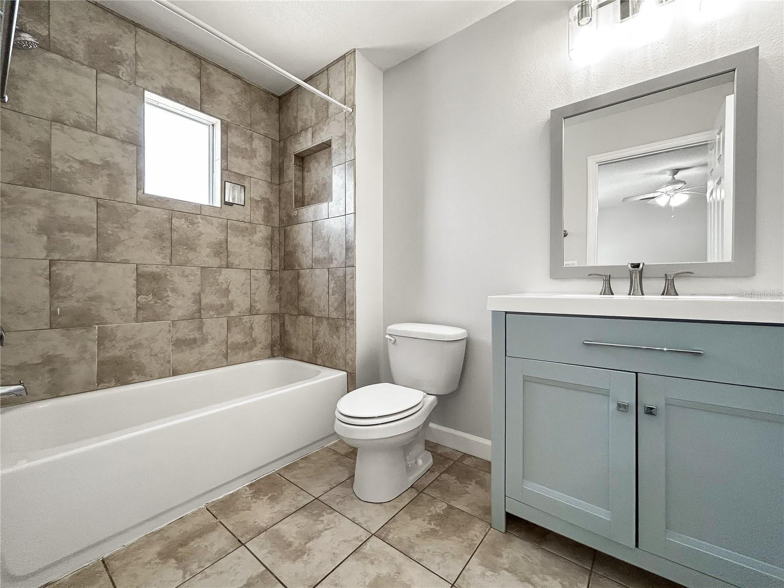 Image 14 of 24 For 1884 Peterson Place