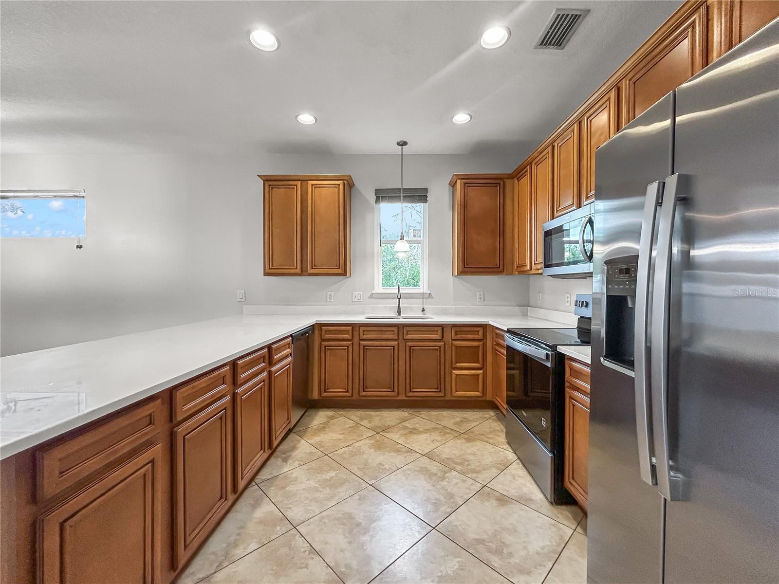 Image 6 of 24 For 1884 Peterson Place