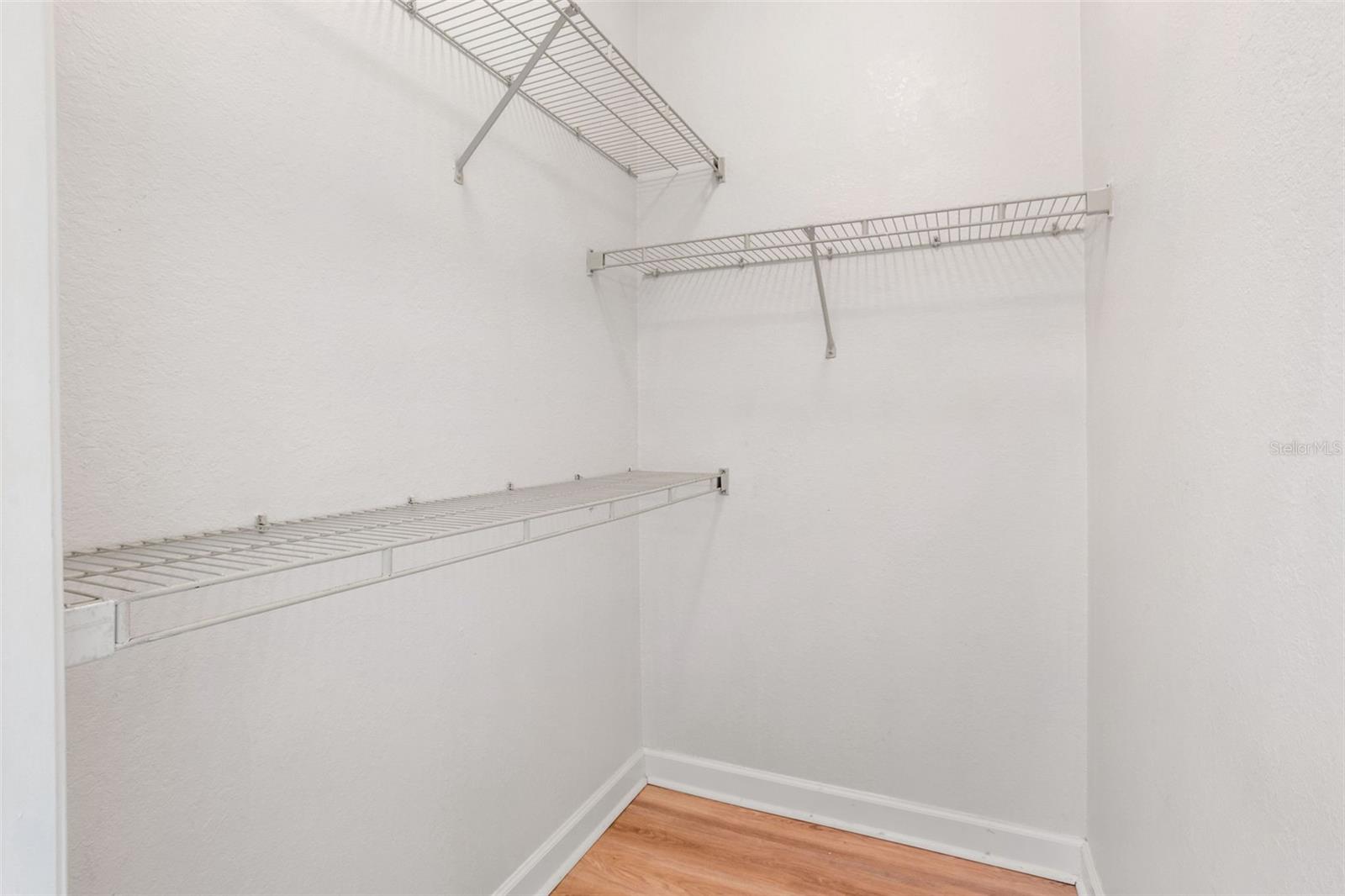 Image 22 of 41 For 2528 Robert Trent Jones Drive 1617