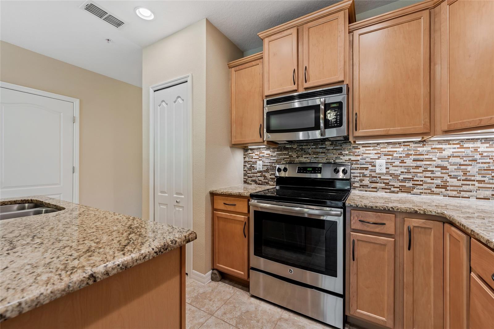 Image 14 of 27 For 1550 Downy Birch Lane