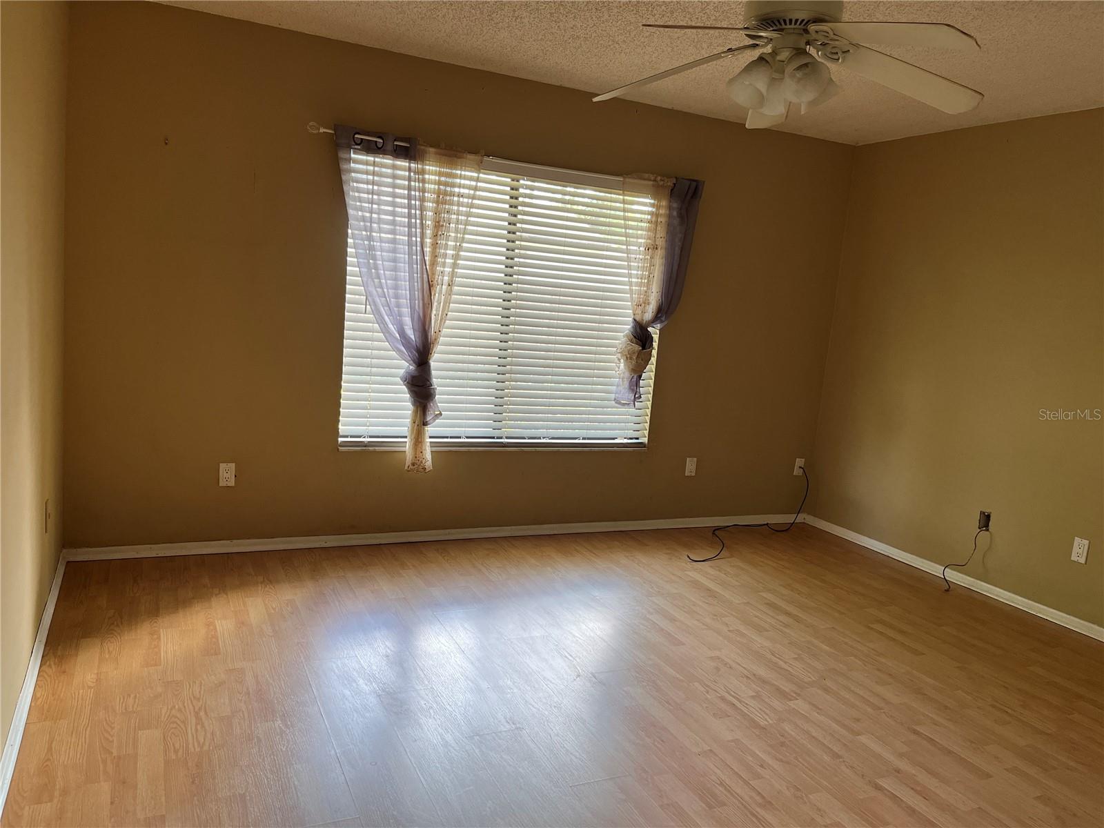 Image 10 of 13 For 195 Pine Knoll Court