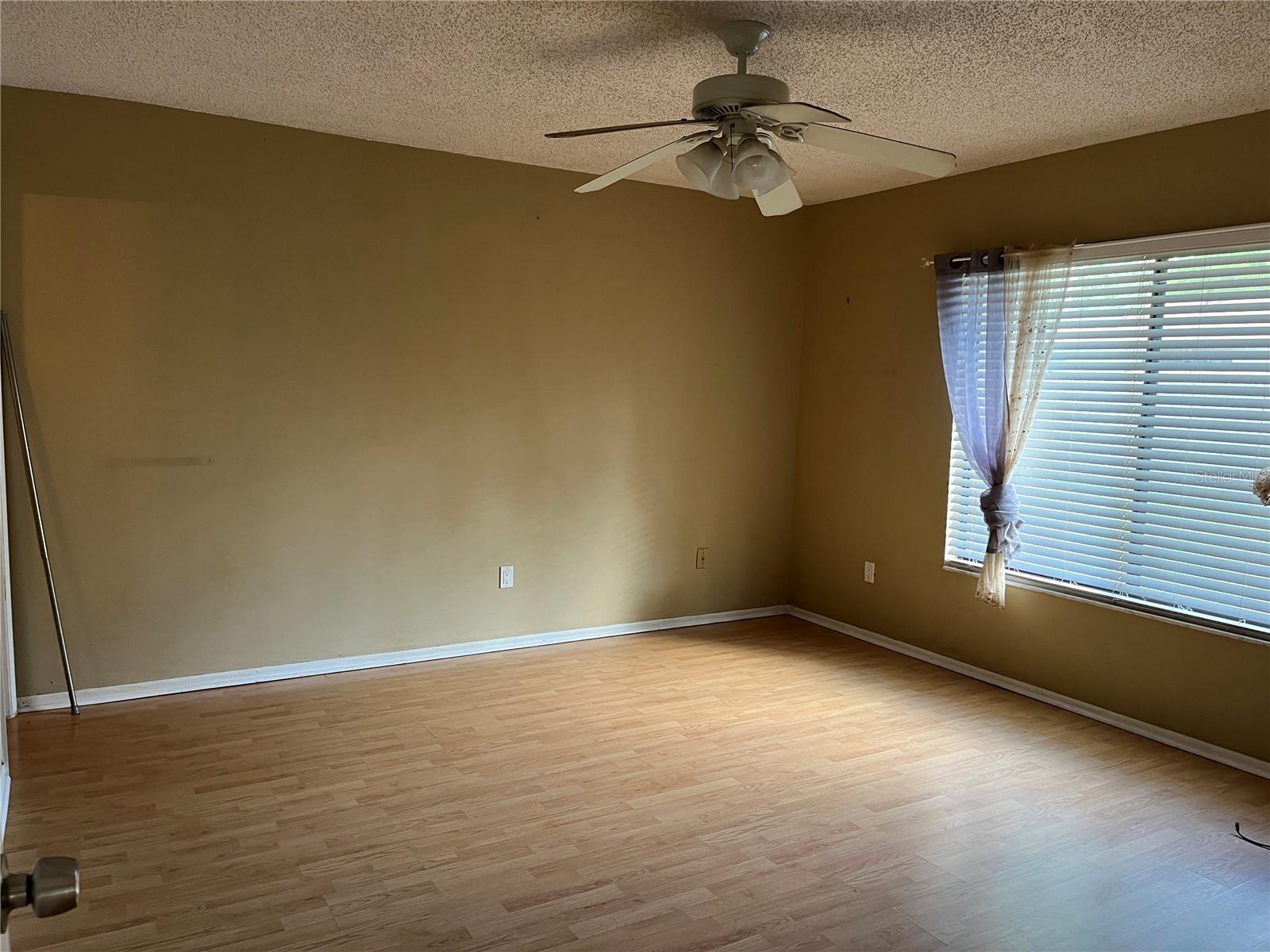 Image 5 of 13 For 195 Pine Knoll Court