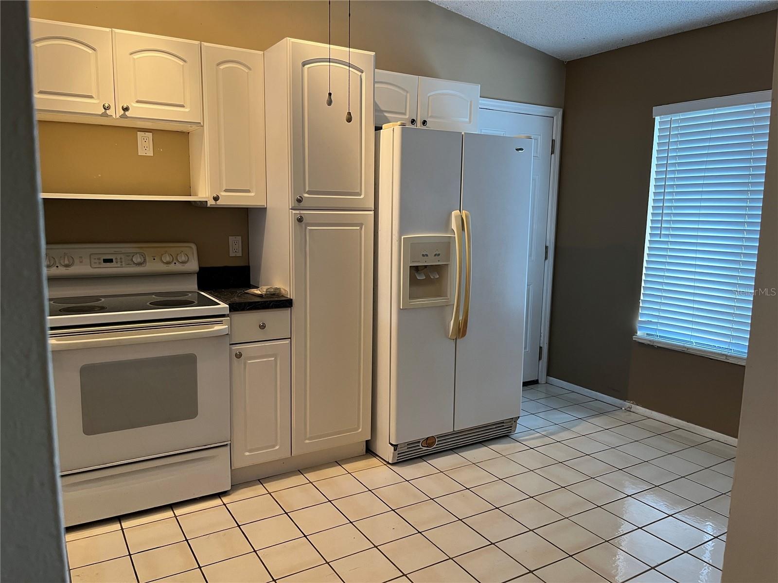 Image 7 of 13 For 195 Pine Knoll Court