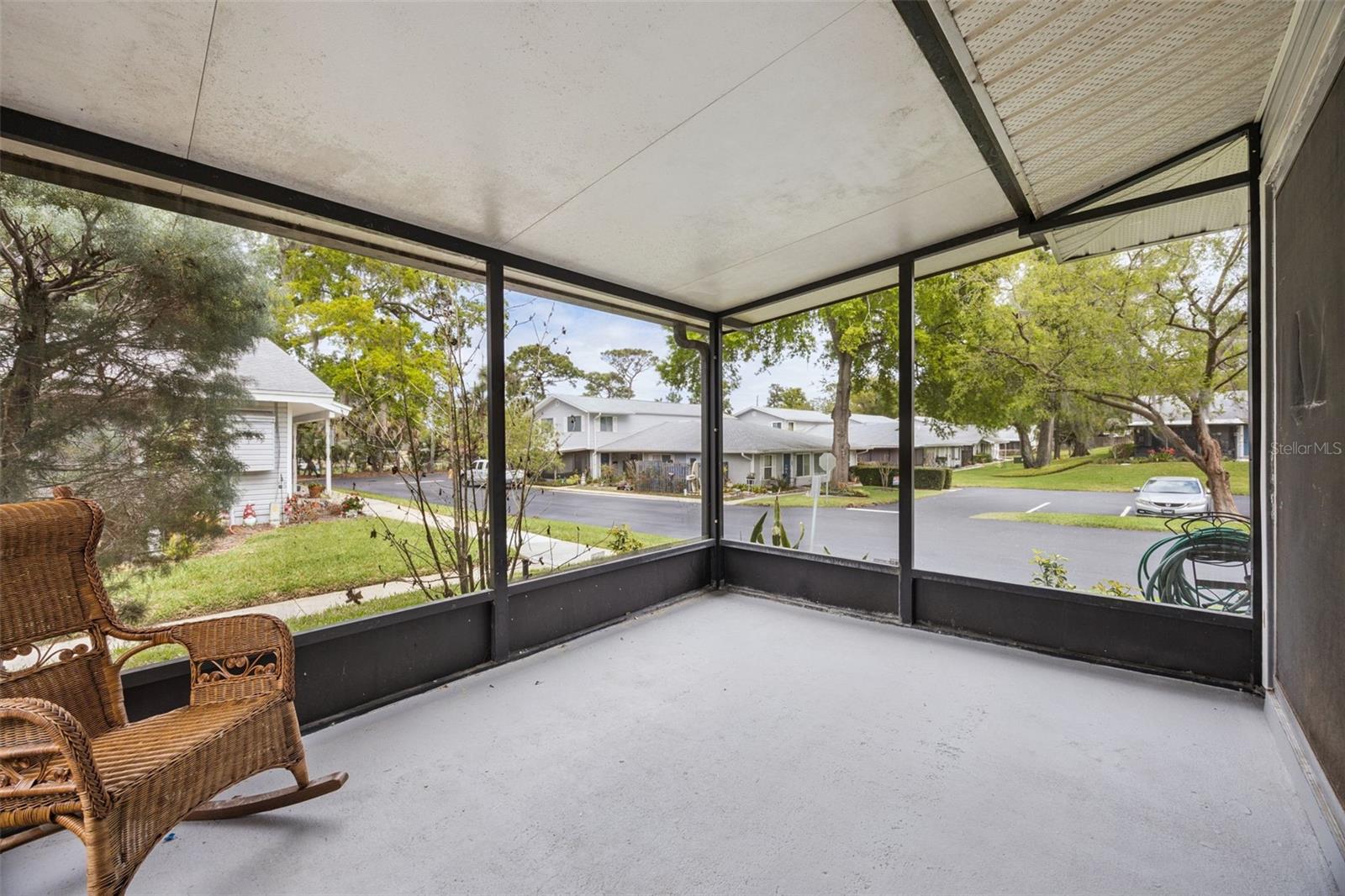 Image 19 of 20 For 594 Heatherton Village