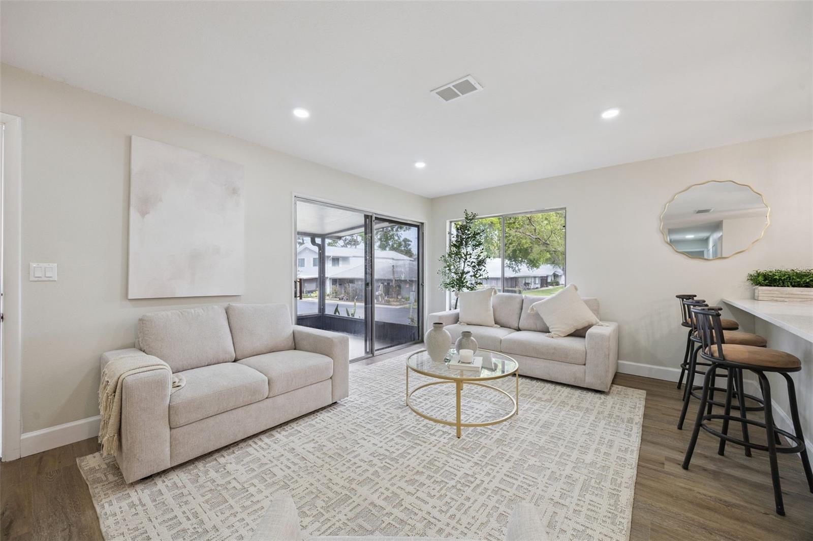 Image 5 of 20 For 594 Heatherton Village