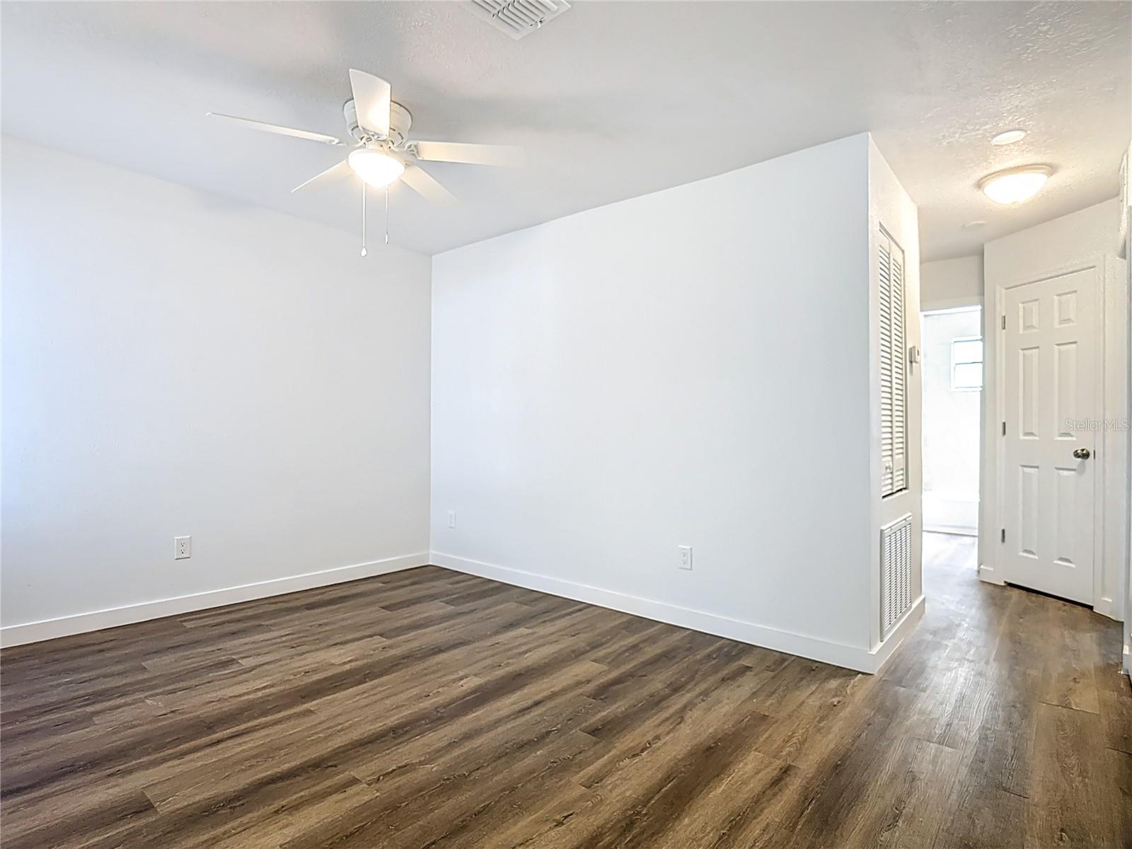 Image 10 of 34 For 2717 Poinciana Boulevard 176