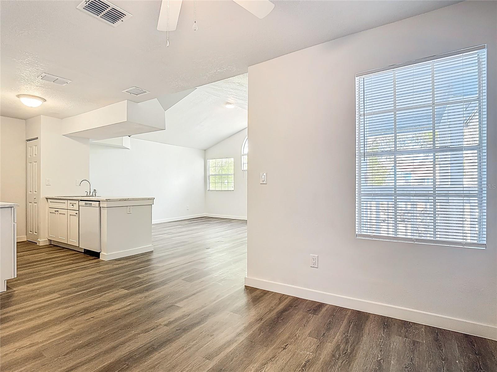 Image 12 of 34 For 2717 Poinciana Boulevard 176