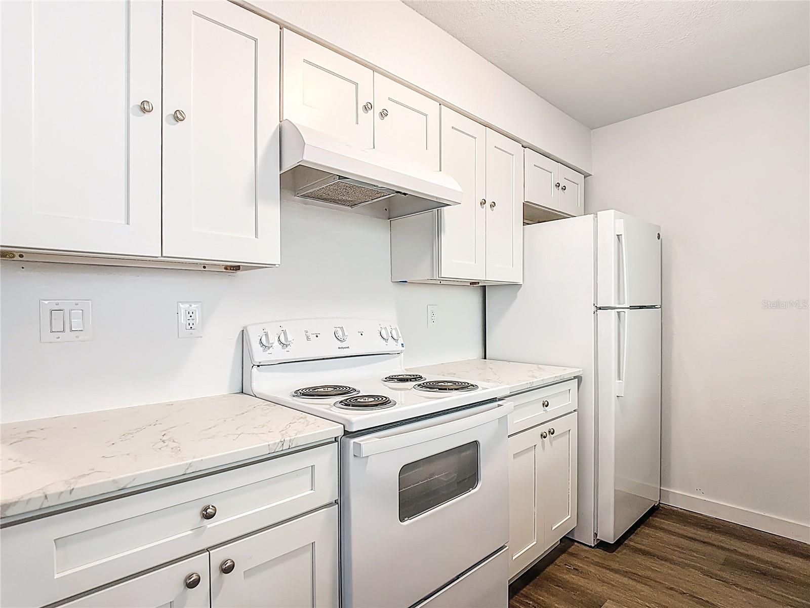 Image 15 of 34 For 2717 Poinciana Boulevard 176