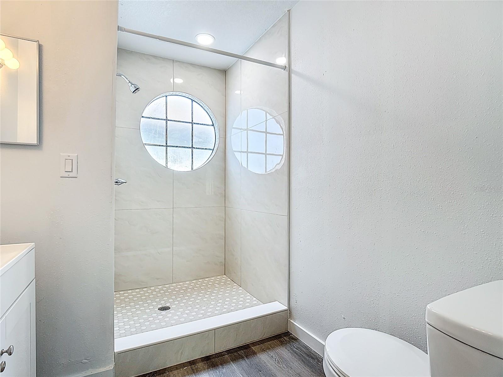 Image 22 of 34 For 2717 Poinciana Boulevard 176