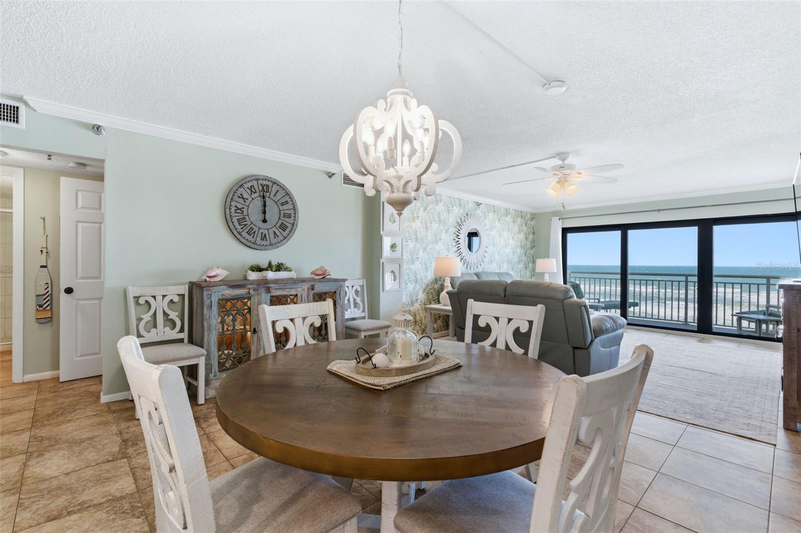 Image 13 of 49 For 5303 Atlantic Avenue 560