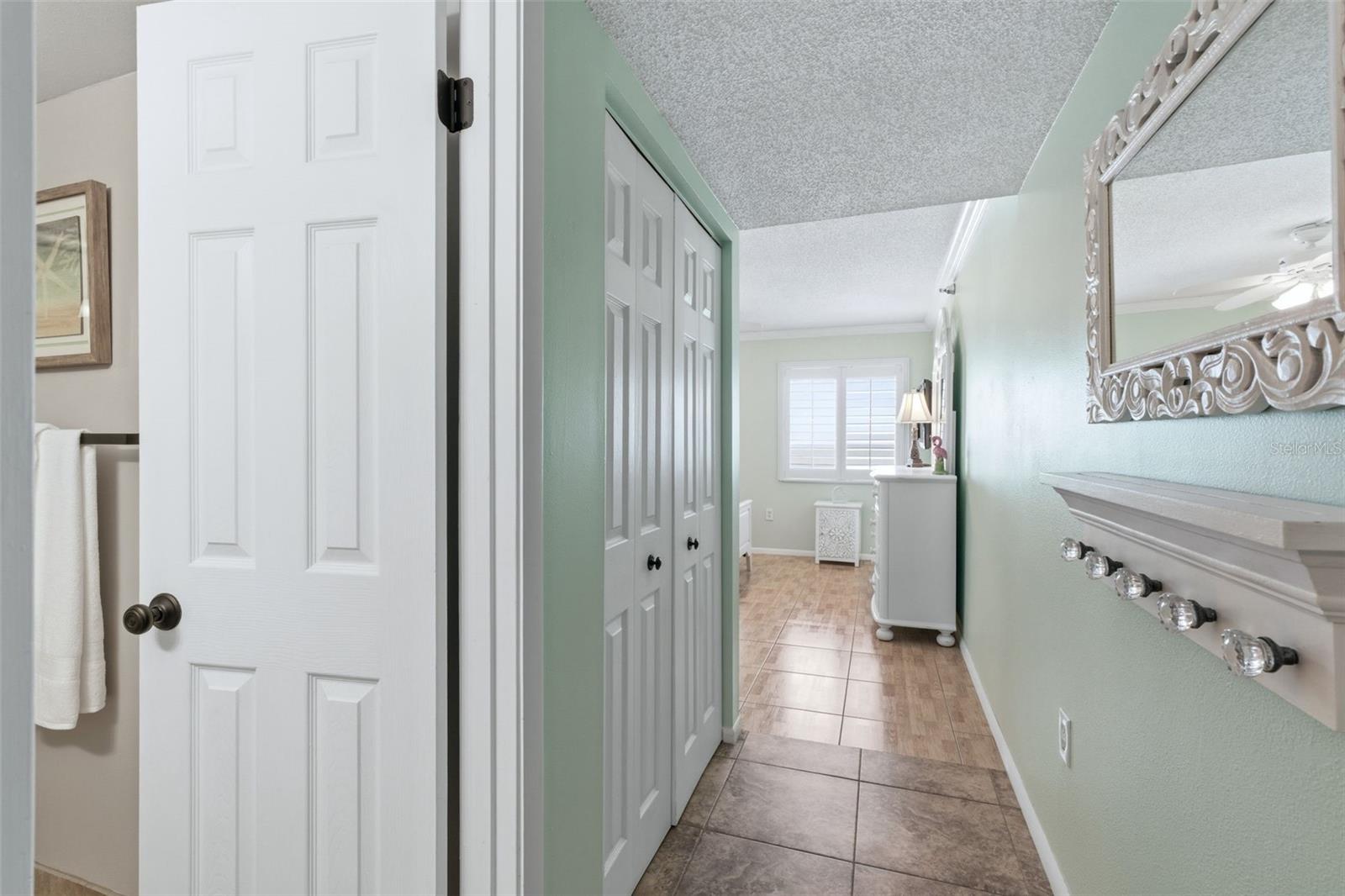 Image 18 of 49 For 5303 Atlantic Avenue 560