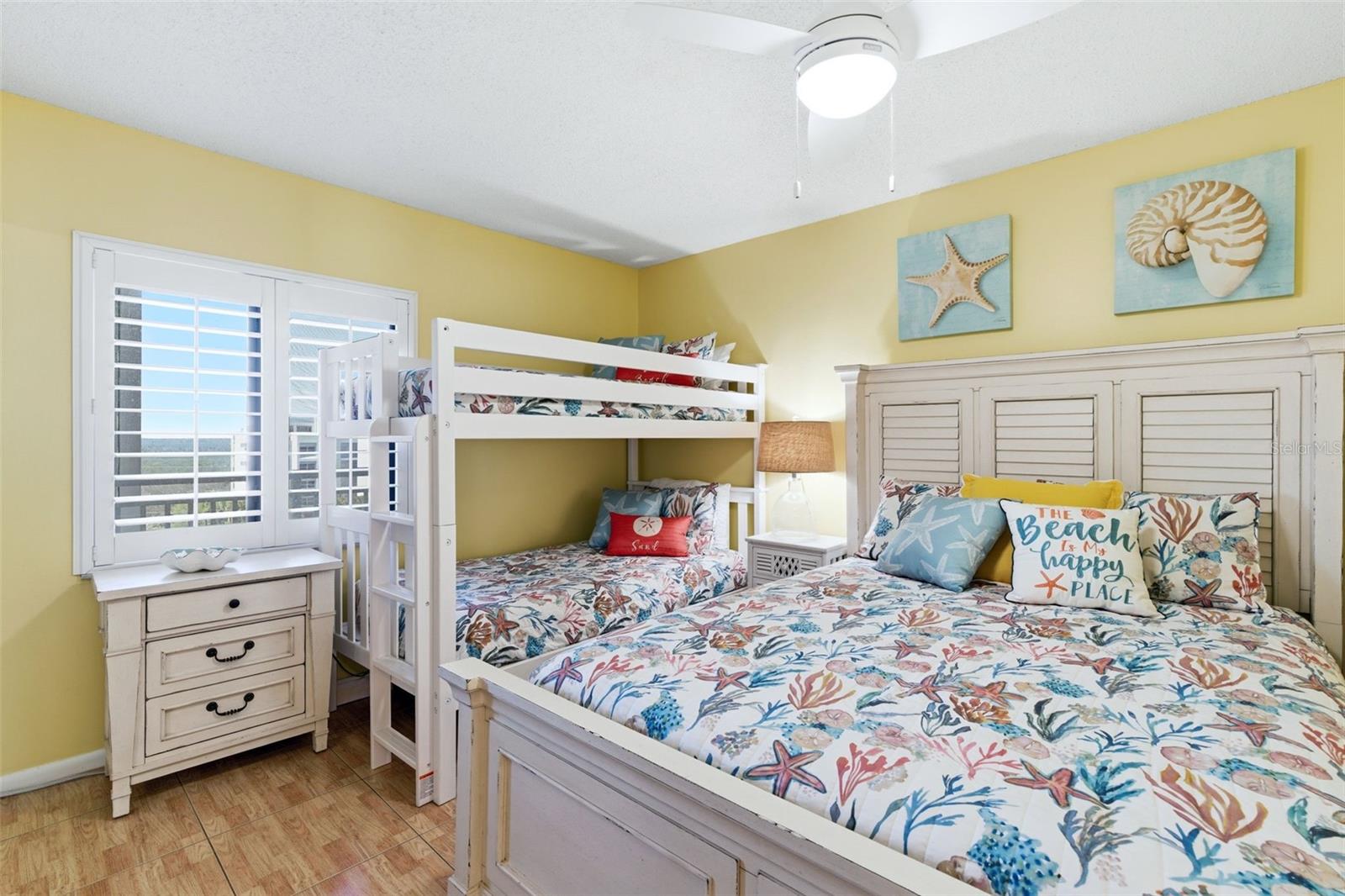 Image 24 of 49 For 5303 Atlantic Avenue 560