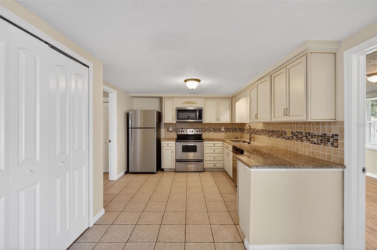 Image 13 of 30 For 3537 Seffner Drive