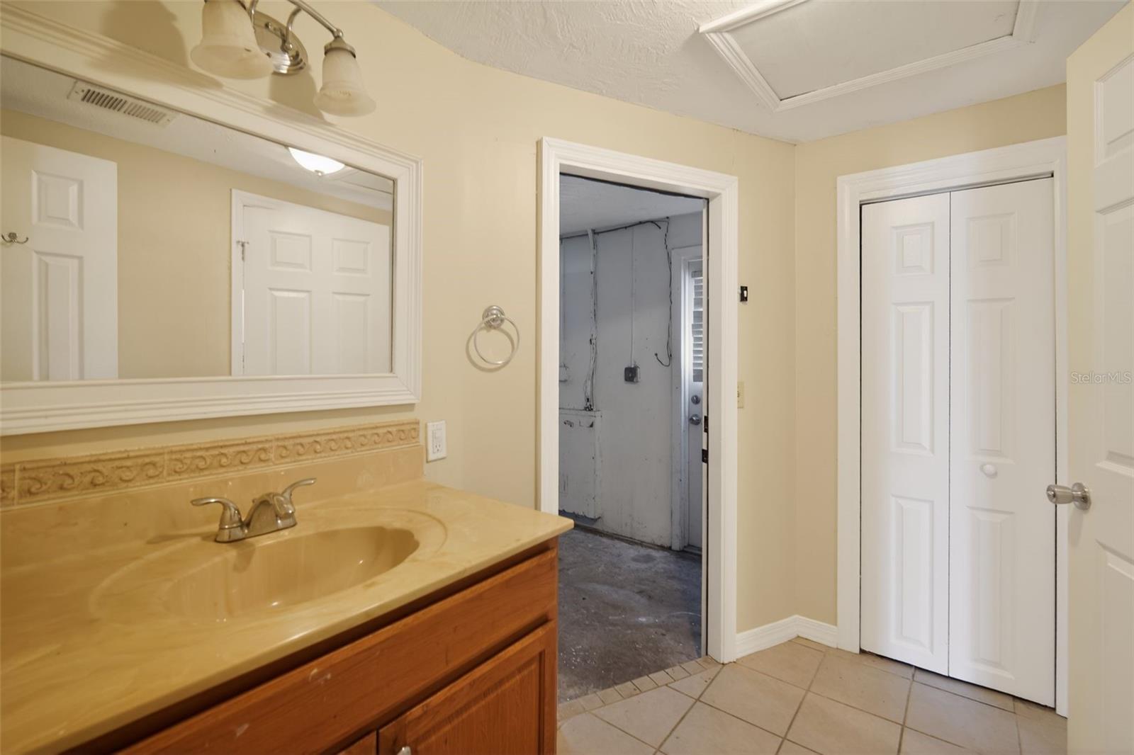 Image 21 of 30 For 3537 Seffner Drive